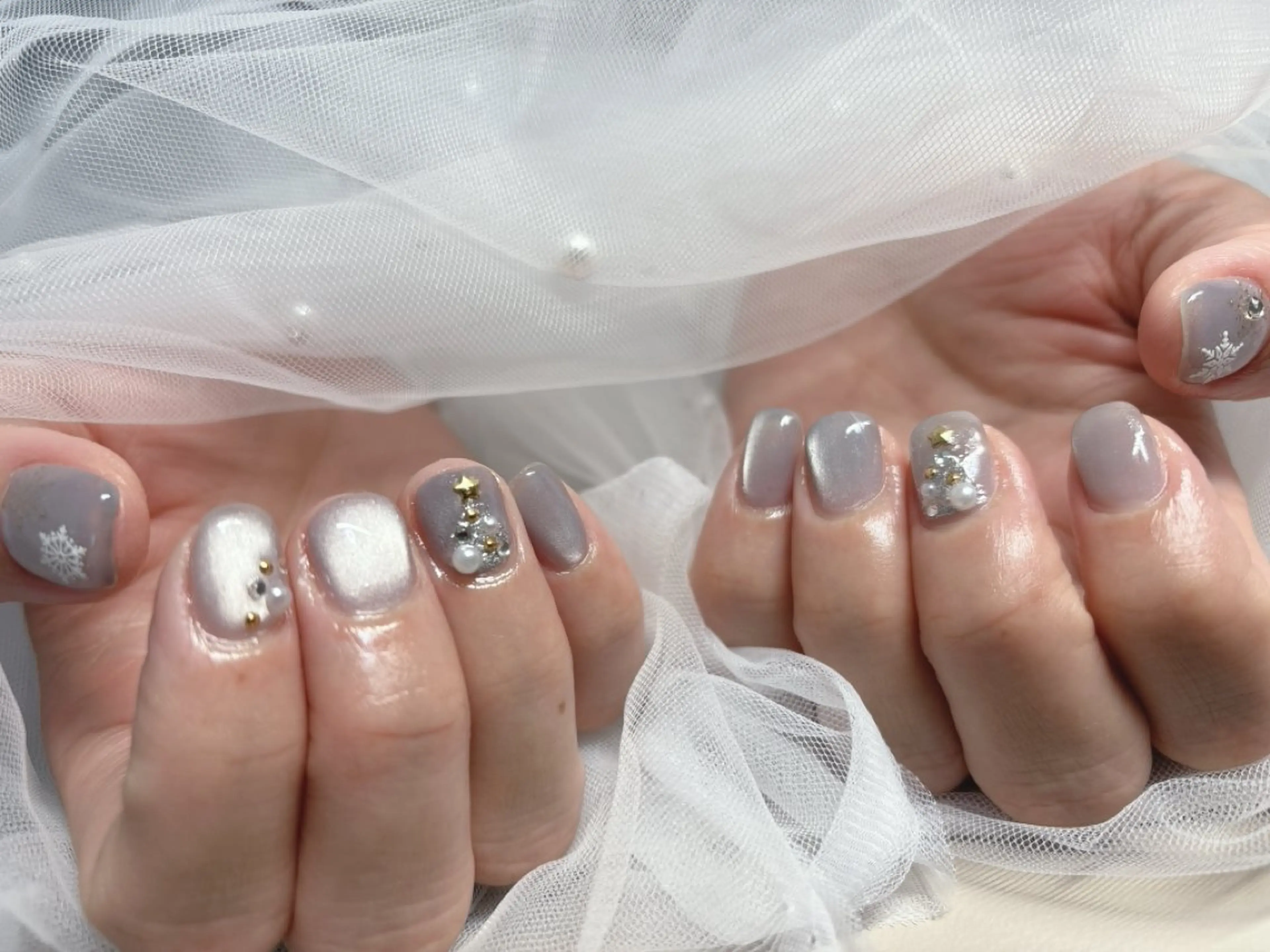 ネイル ブルー ジェルネイル 氷ネイル・うるうるネイル キラキラネイル マグネットネイル ハンドネイル 認定講師⭐️歴20年 サロン&スクールのネイルデザイン