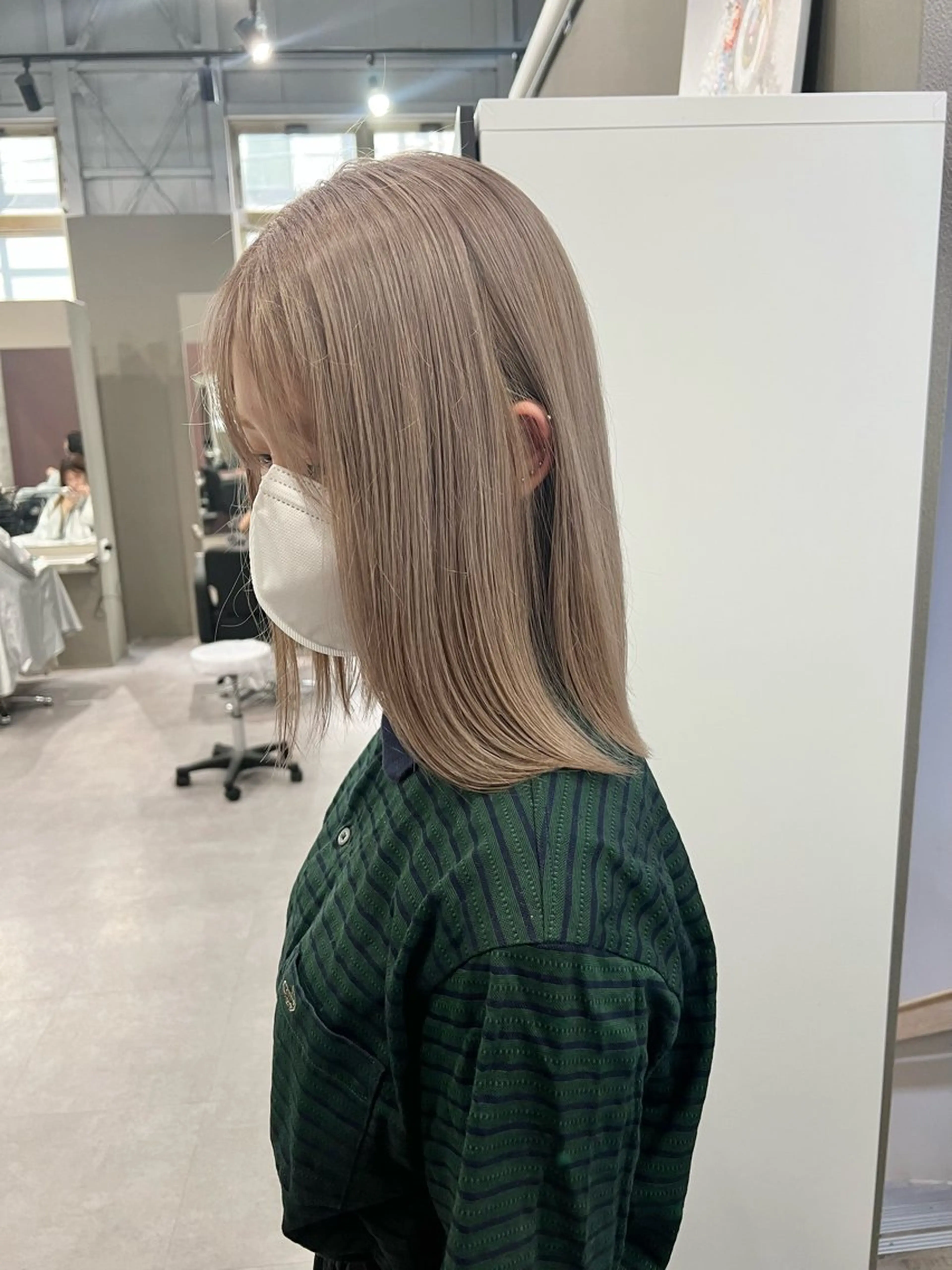 【当日予約がお得‼️】似合わせカット+カラーの写真