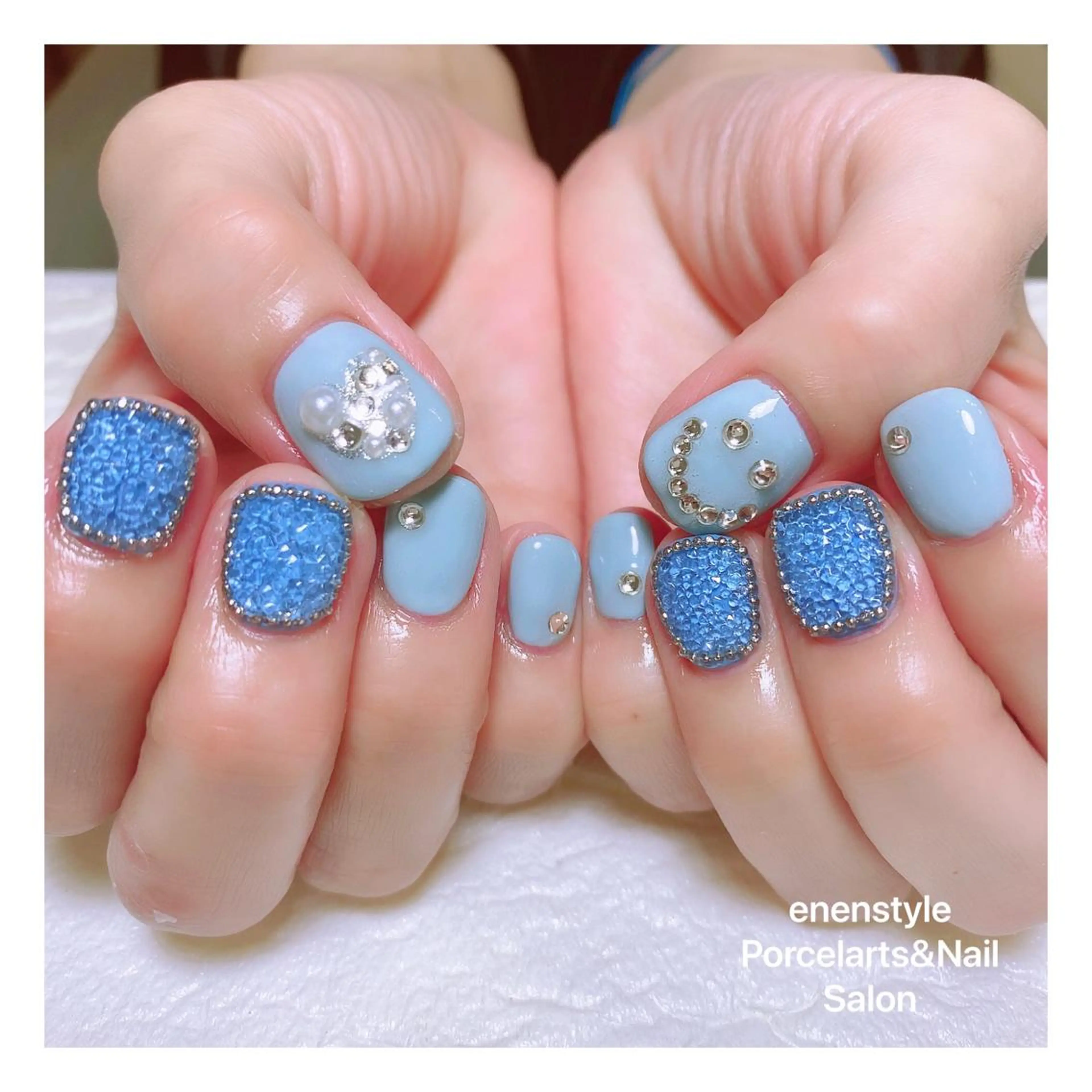 ショート ネイル ハンドネイル 👑enen style👑のネイルデザイン