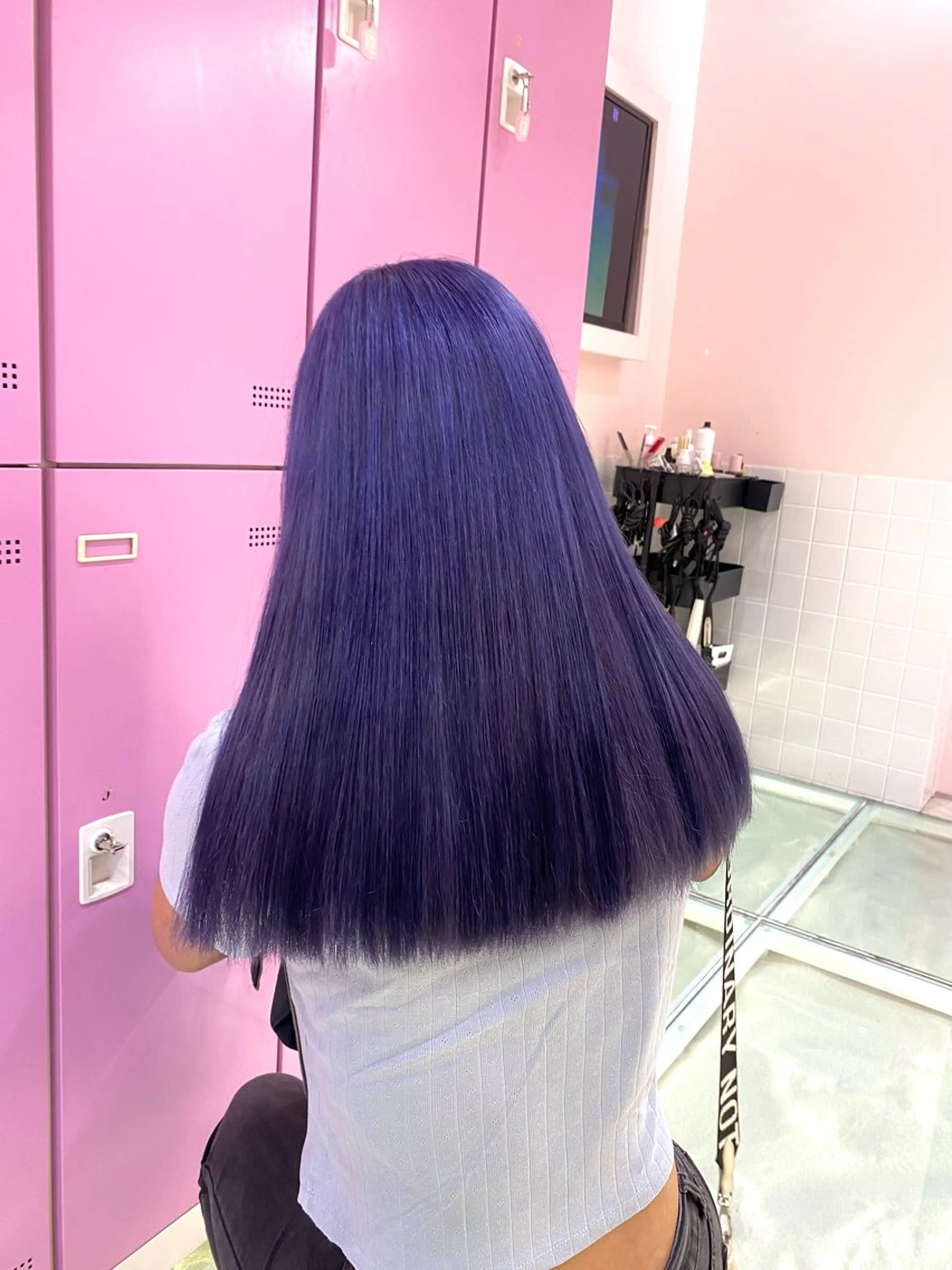 セミロング カラー 美優🦕ツヤ髪 /ハイトーン🩶のヘアスタイル