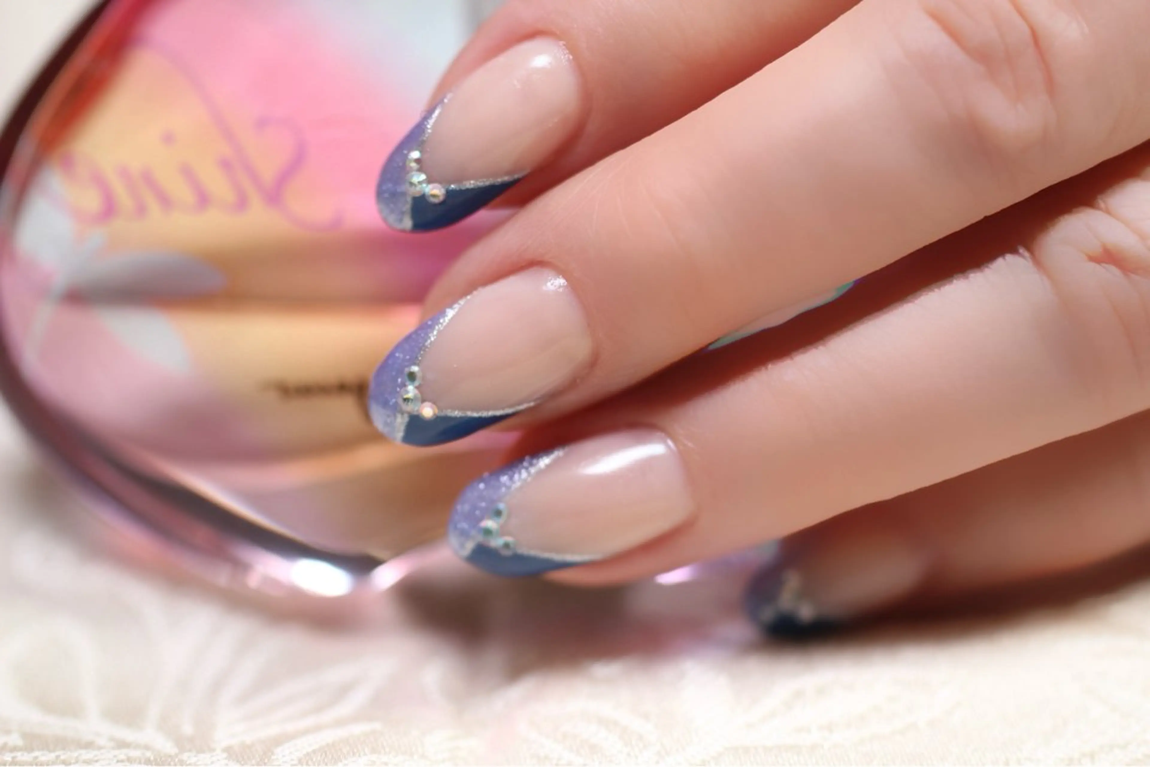 ネイル フレンチネイル ジェルネイル マグネットネイル しみ えんのネイルデザイン