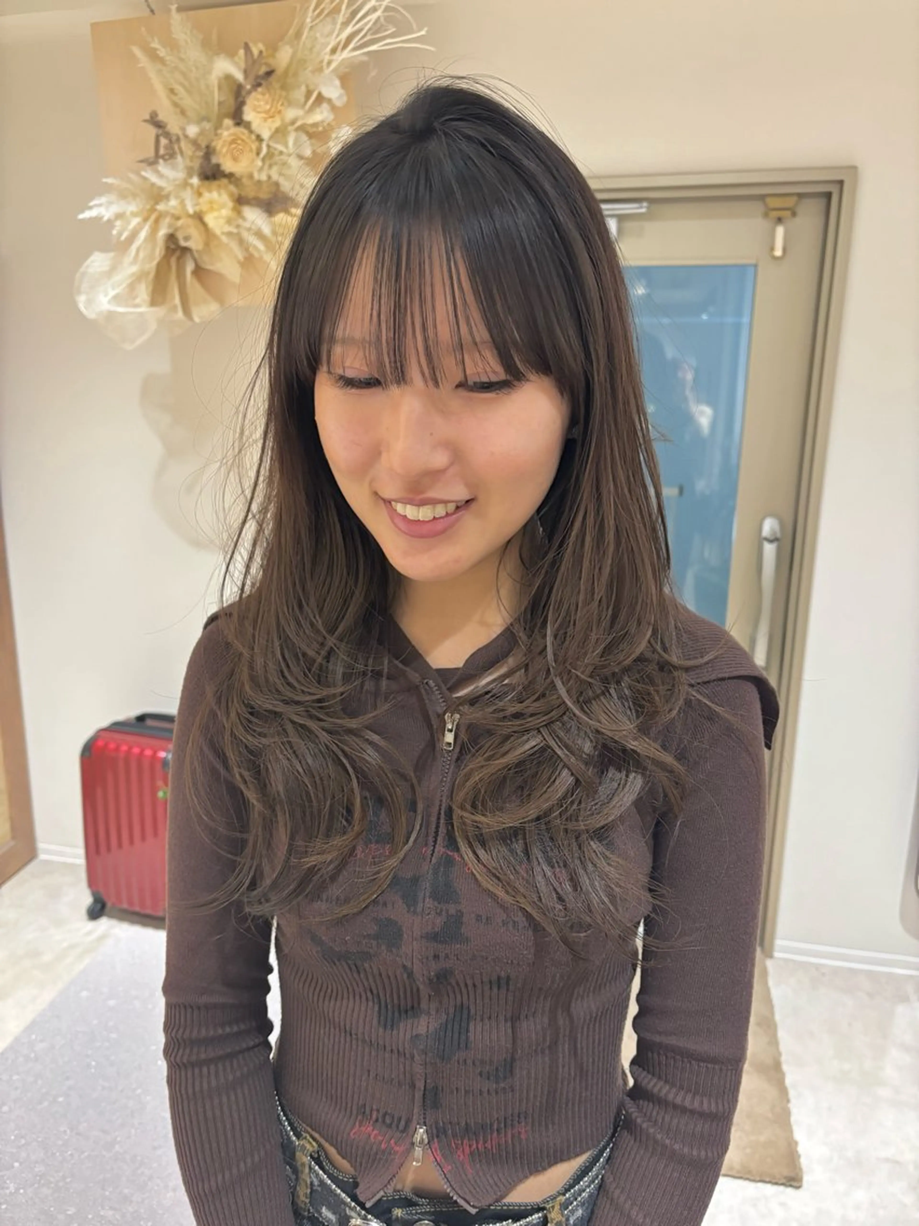 ロング カット AMI ウルフ/ショートのヘアスタイル