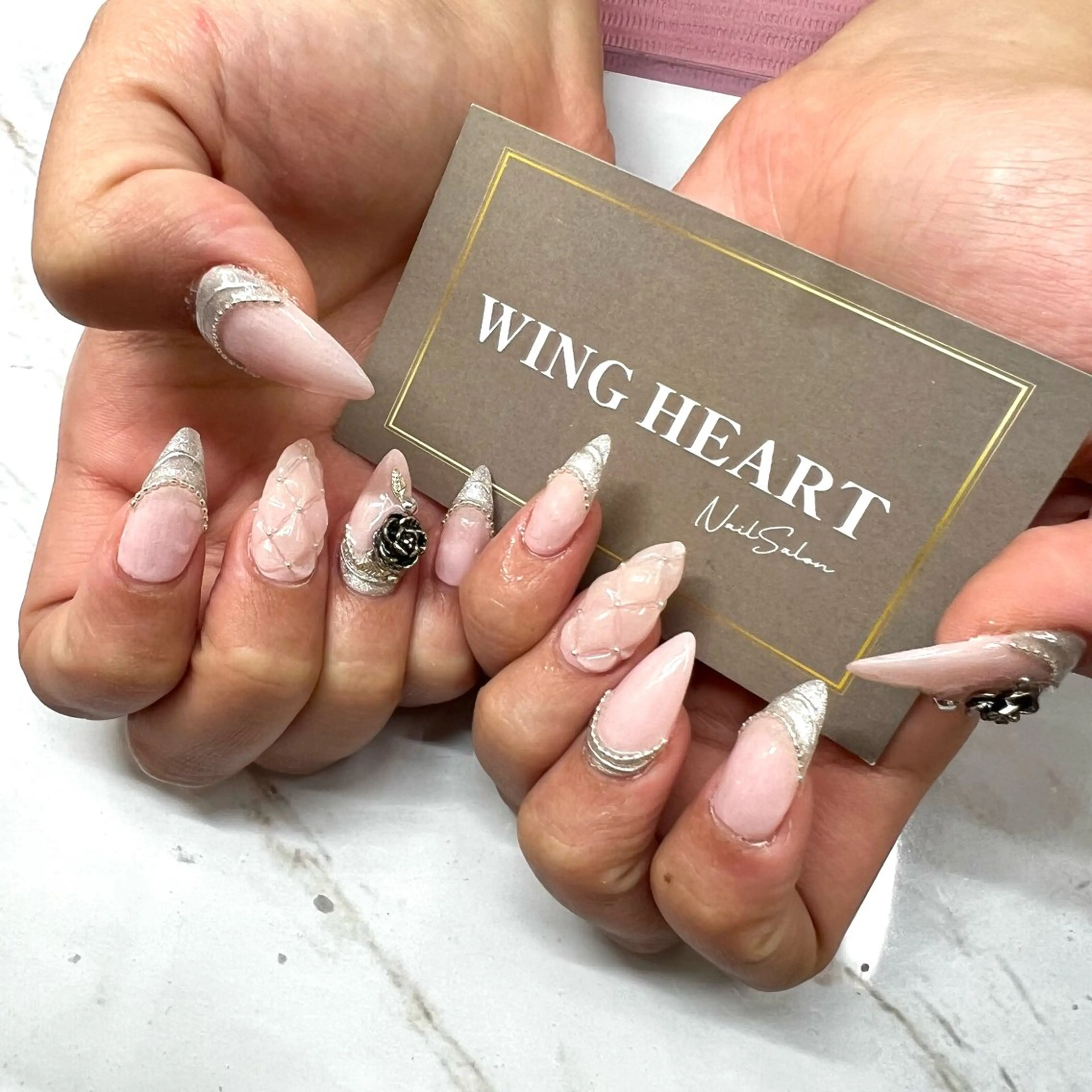 ネイル I. AYUMIのネイルデザイン