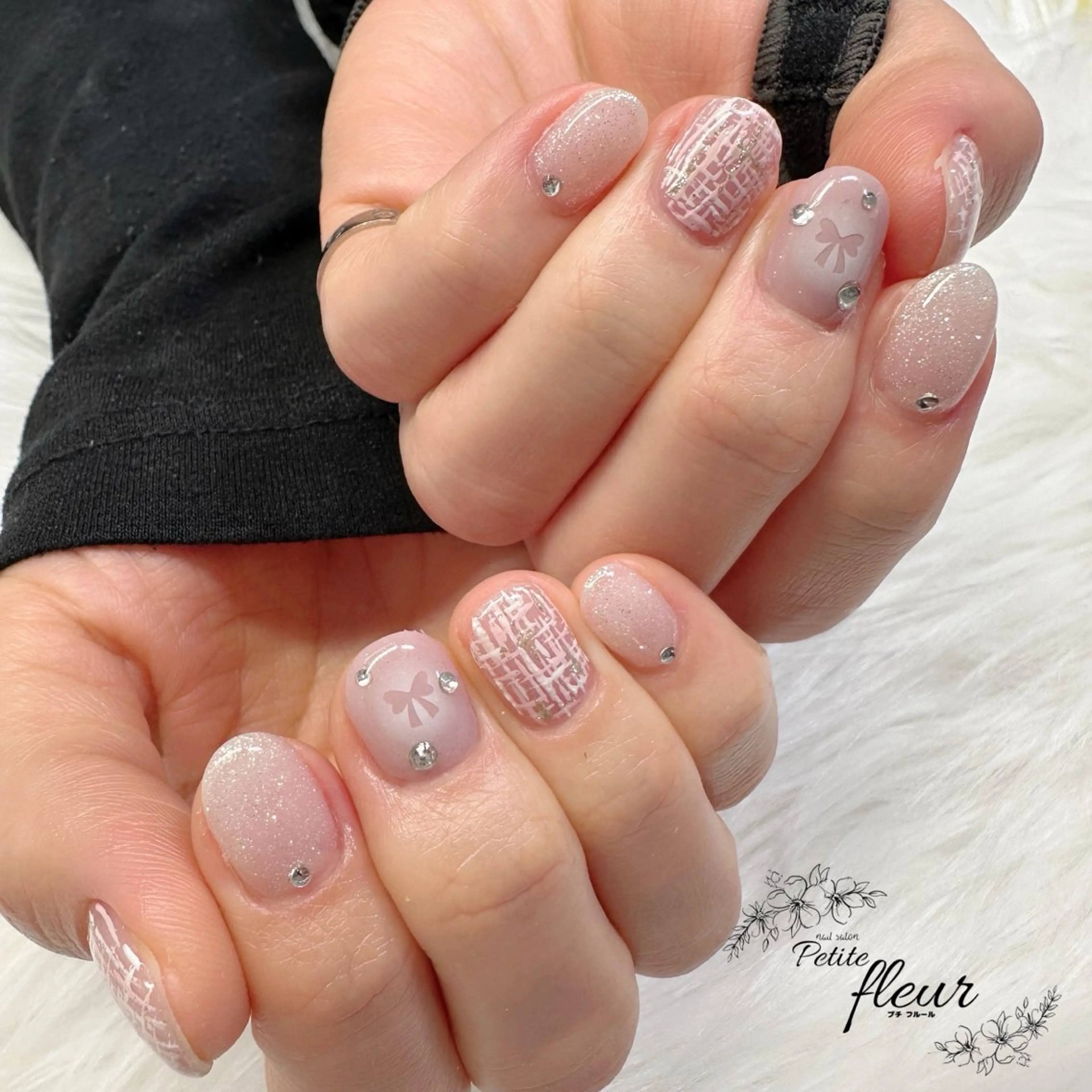 ネイル チークネイル ピンク リボン ツイードネイル ❁⃘*。Petite fleur❁⃘*りさのネイルデザイン