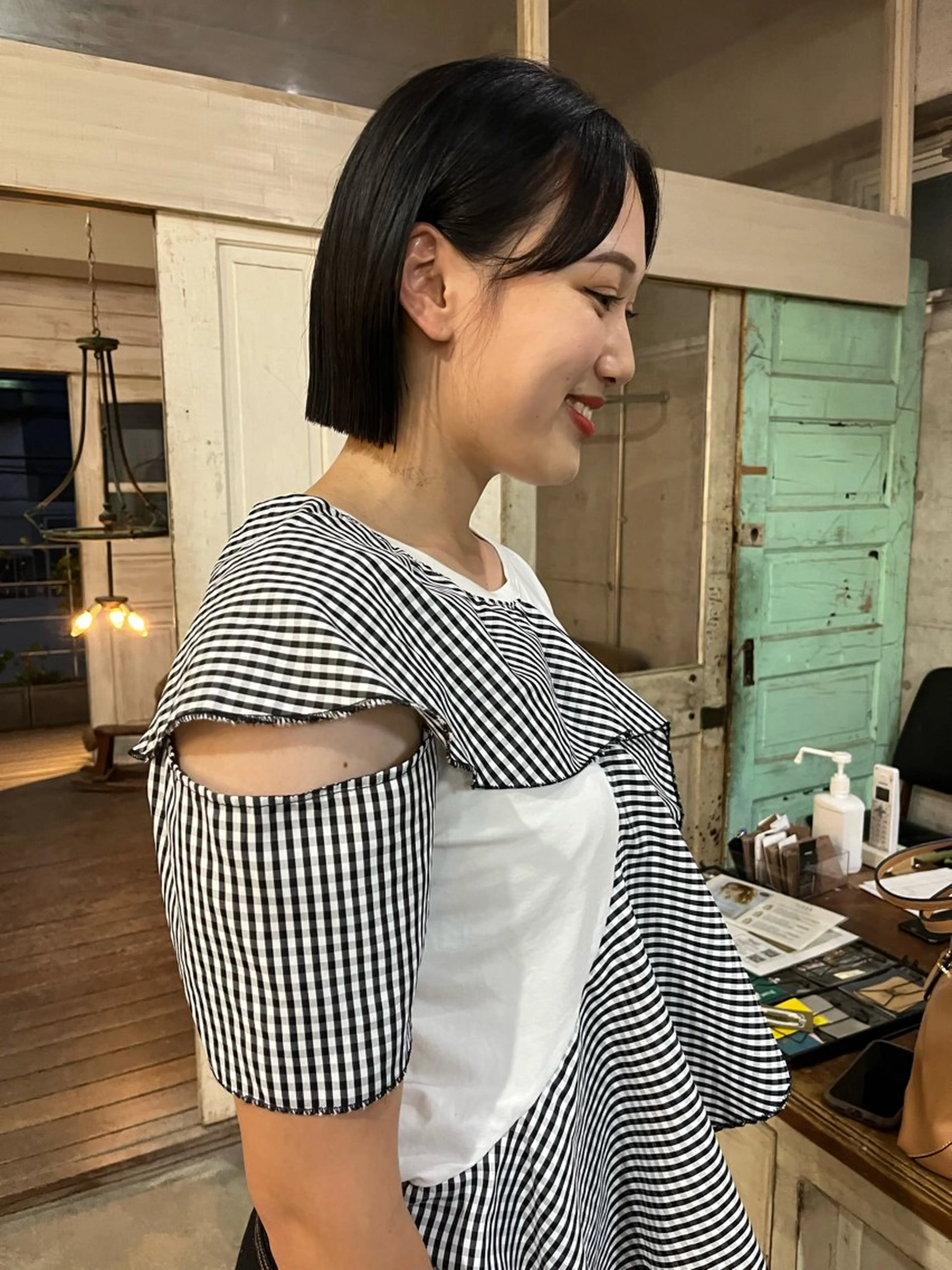 ショート カット ハイトーン/顔まわり レイヤー/YUKAのヘアスタイル