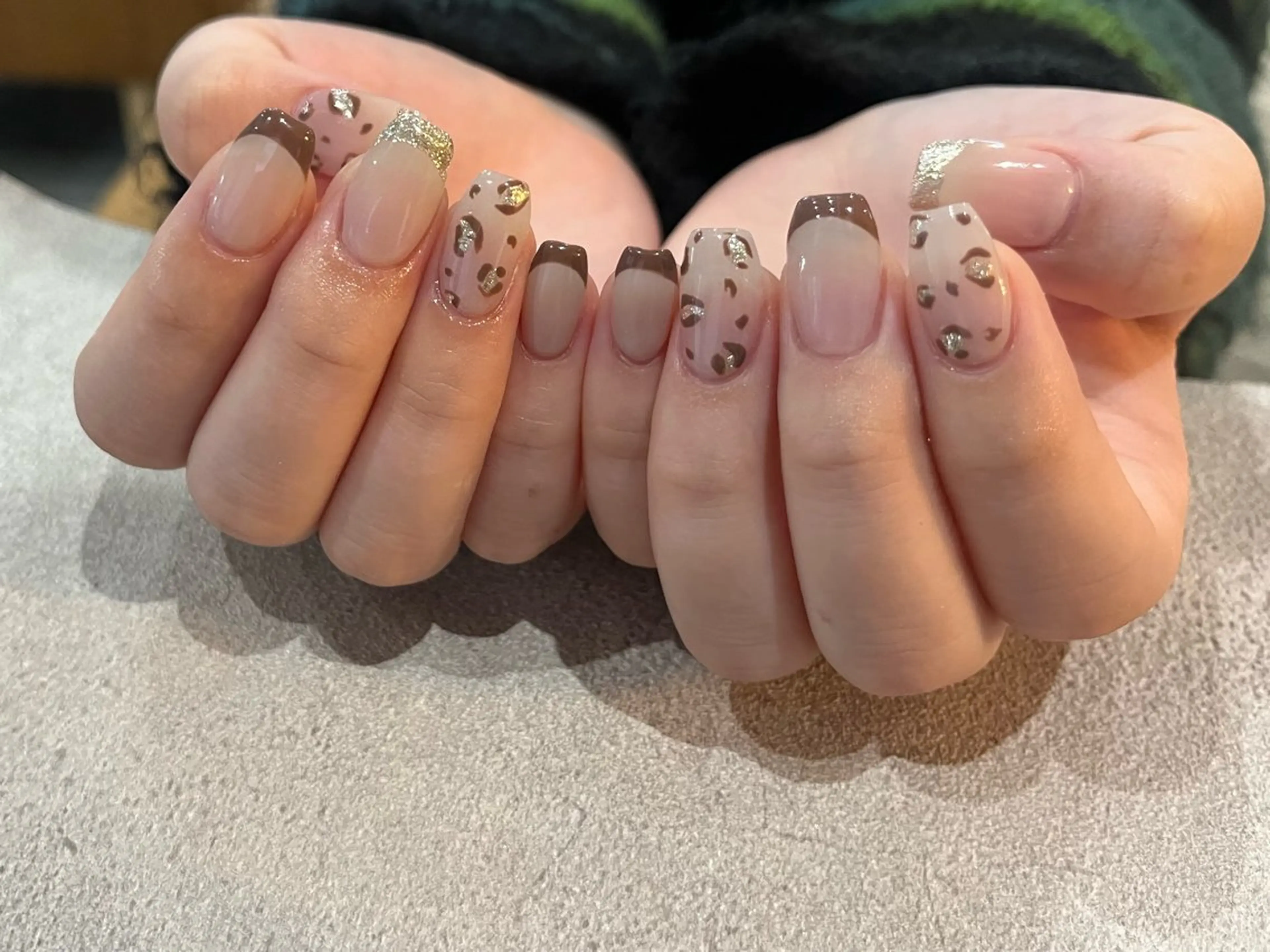 ネイル アニマル柄 ハンドネイル scré as Ételのネイルデザイン