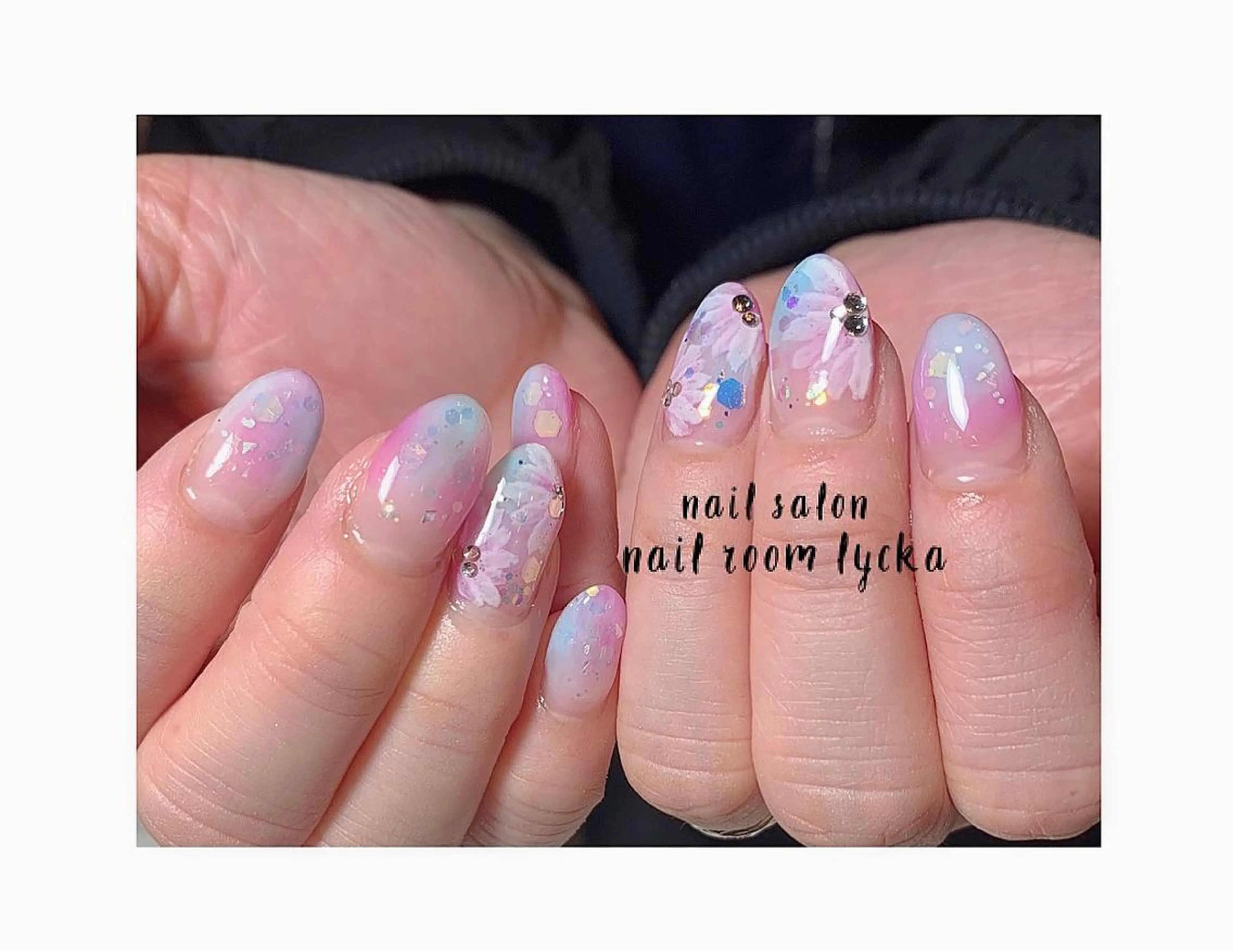 ネイル ジェルネイル パラジェル 冬ネイル ﾈｲﾙﾙｰﾑﾘｯｶ 𝐦𝐚𝐲𝐮のネイルデザイン