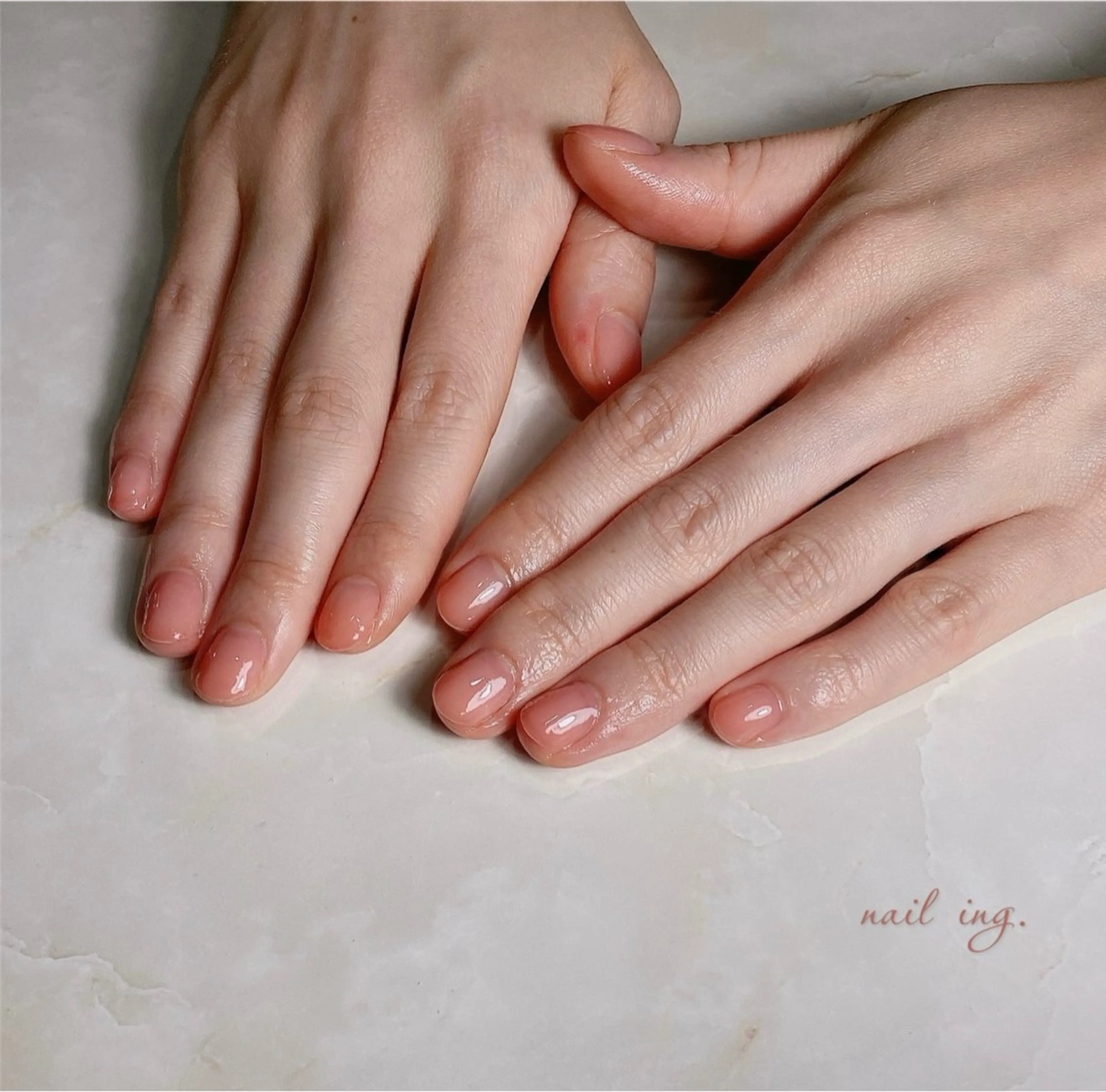 ネイル ワンカラーネイル ｉｎｇ .のネイルデザイン