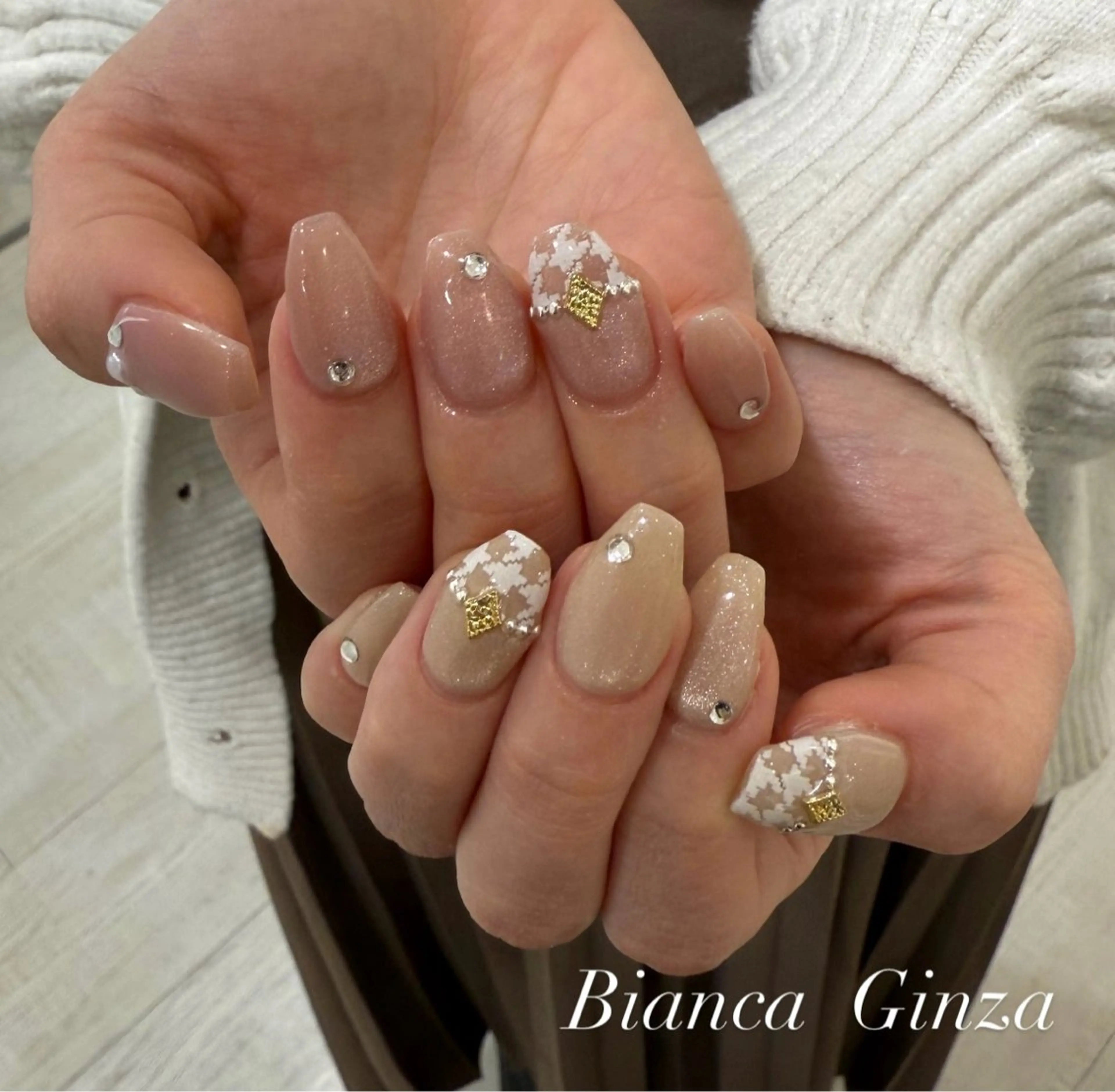 ネイル Bianca  銀座 Nagataのネイルデザイン