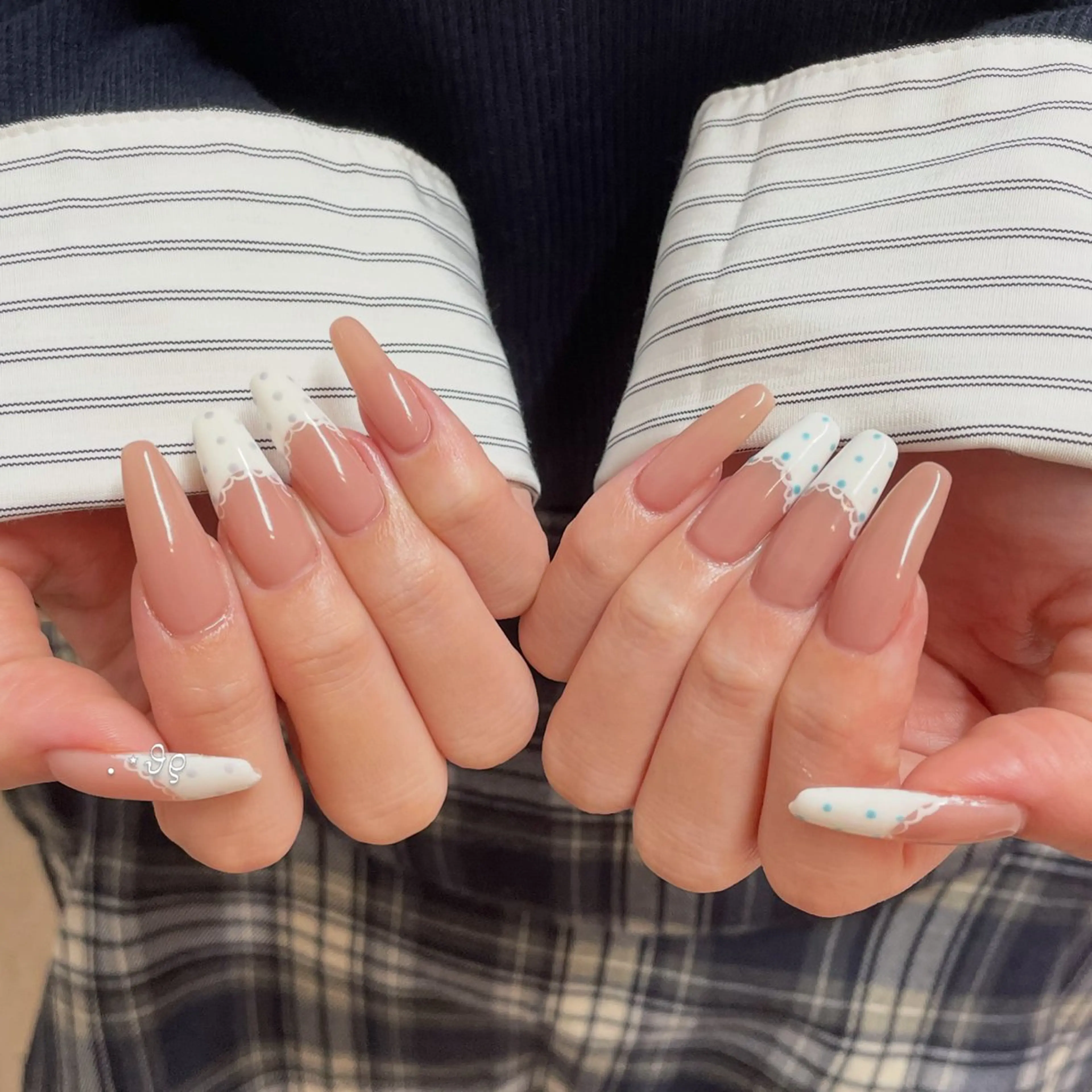 ネイル ハンドネイル Kuwata Arisa⋆🍒⭒˚のネイルデザイン