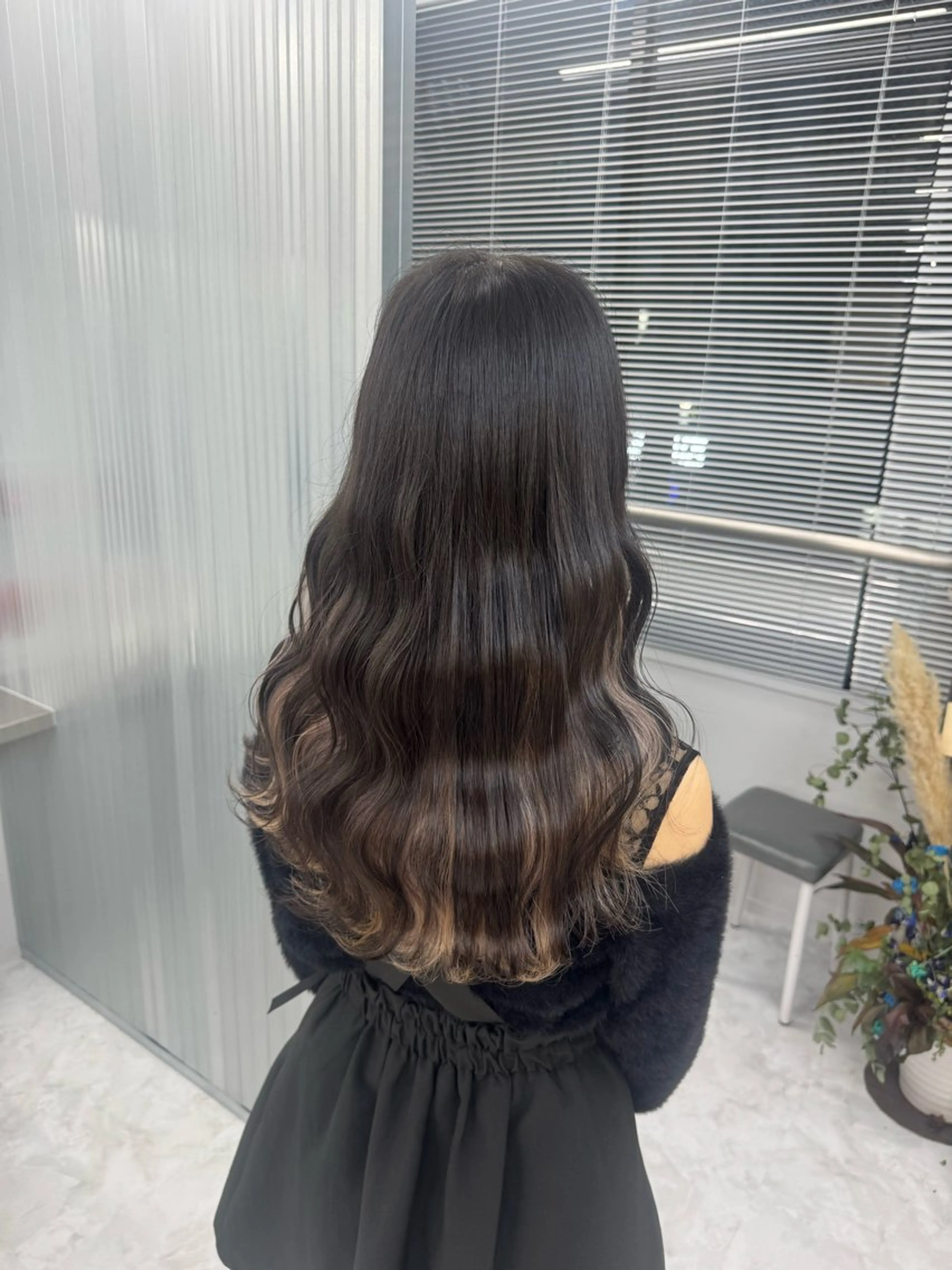 ロング カラー ヘアカラー トリートメント 透明感/ 艶ハイトーン/梨桜のヘアスタイル