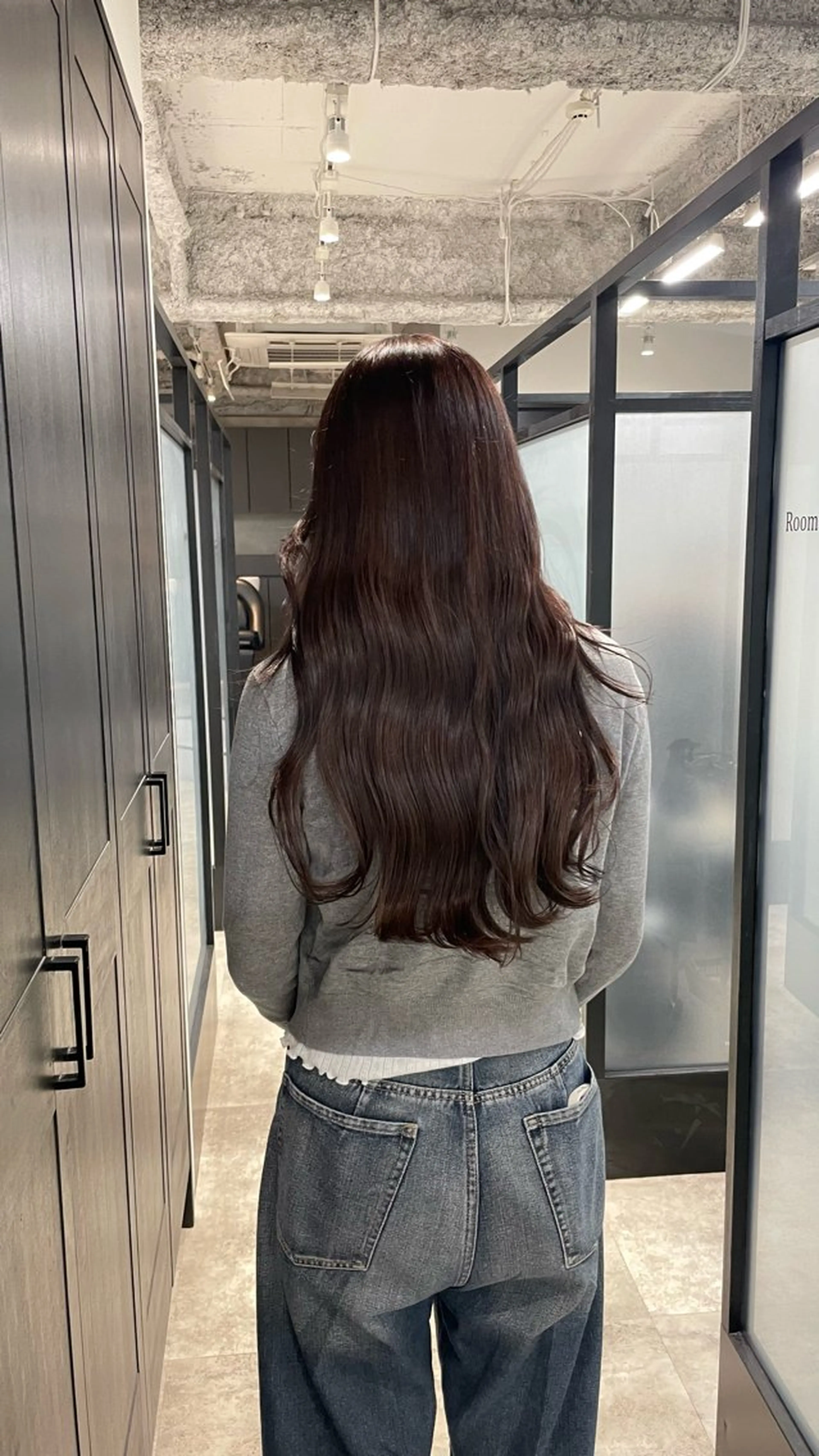 ロング カット ヘアカラー トリートメント 山口滉斗/艶カラー 縮毛矯正/髪質改善のヘアスタイル