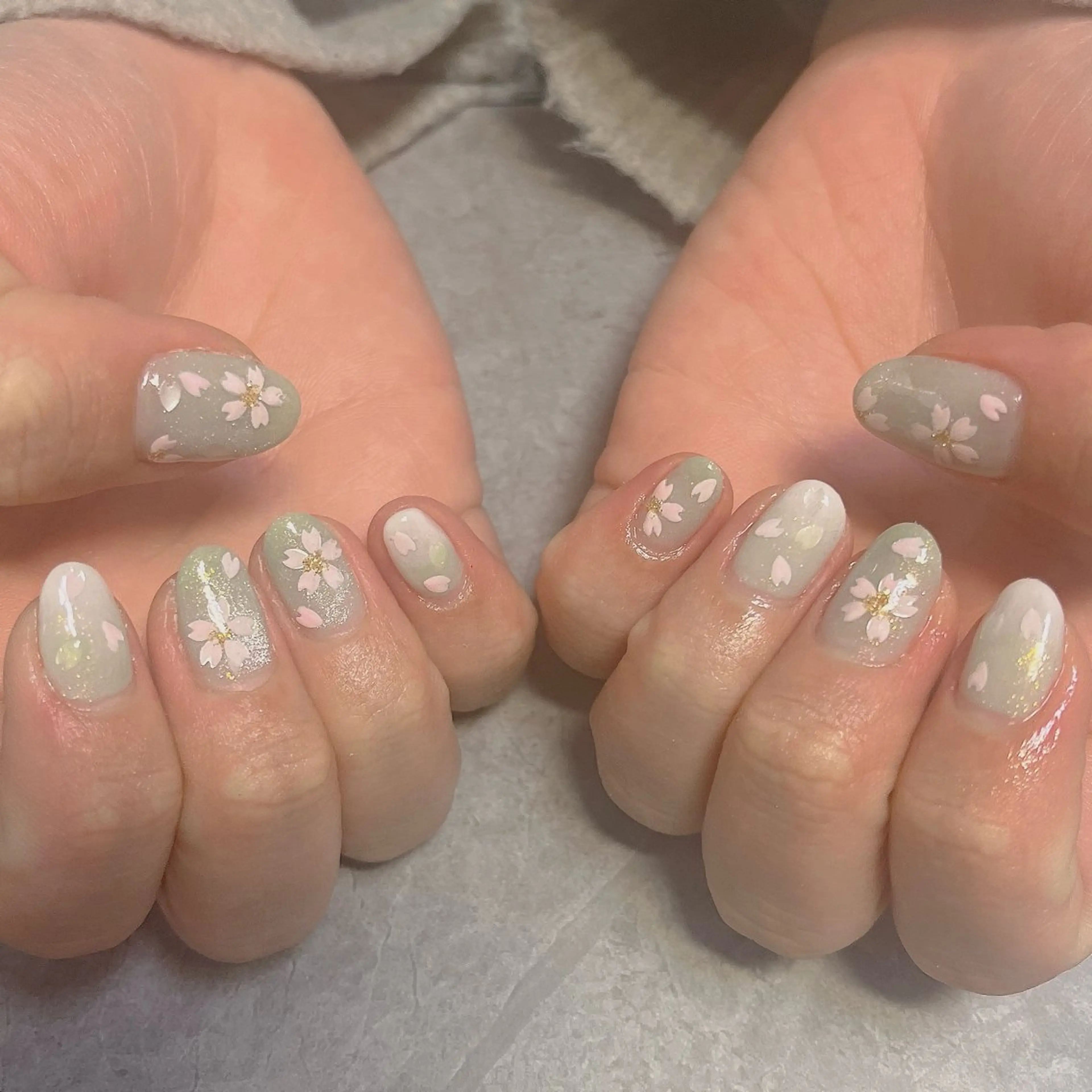 ネイル 桜ネイル グリーン 持ち込み 春ネイル ベテランネイル cnc  nailのネイルデザイン