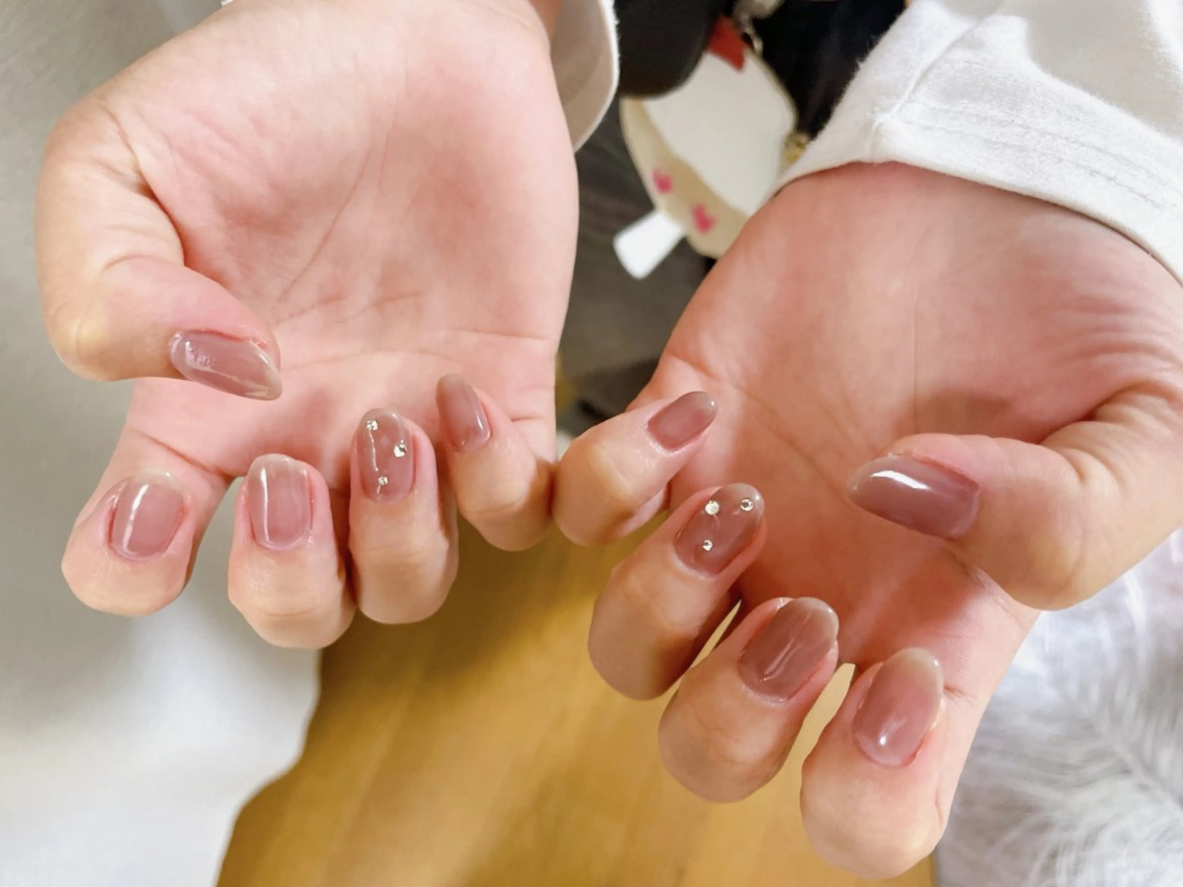 ネイル オーロラネイル フットネイル フレンチネイル ジェルネイル 韓国ネイル ハンドネイル mogunail &blowのネイルデザイン