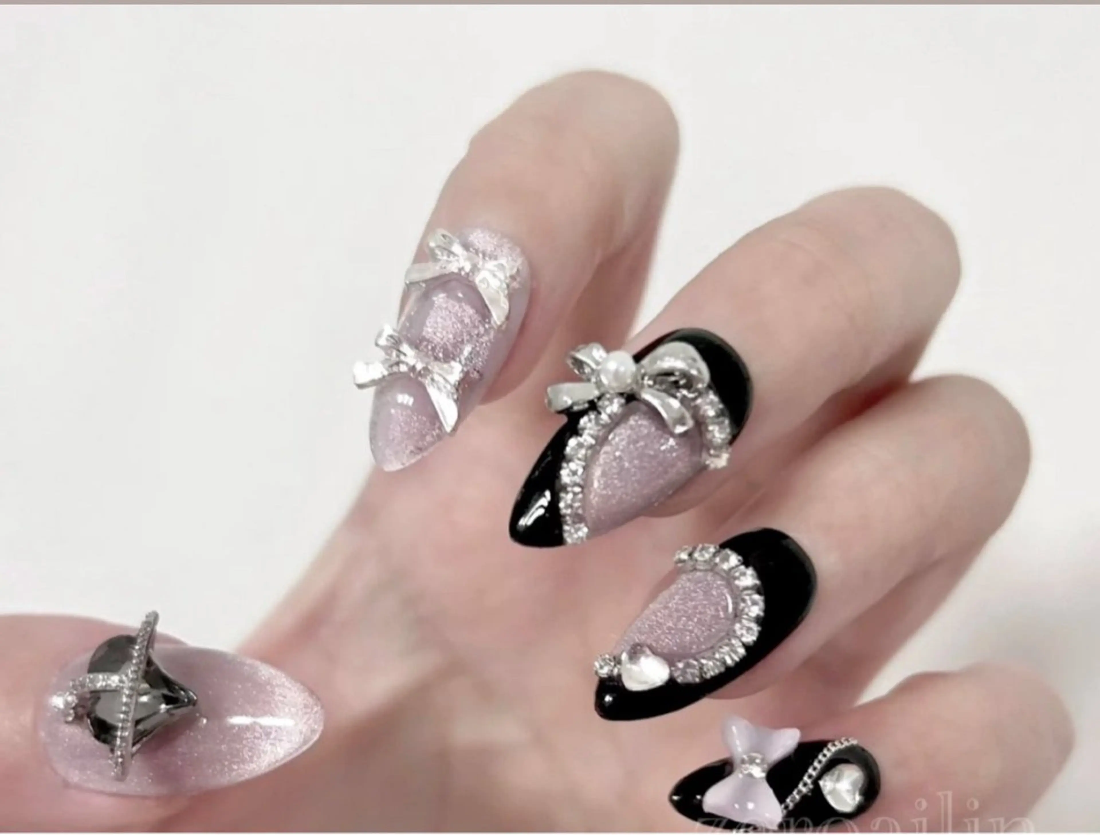 ネイル アートネイル オーロラネイル チークネイル フレンチネイル ガラスフレンチ ハンドネイル 🎀🎀YooLi Nail Salonのネイルデザイン