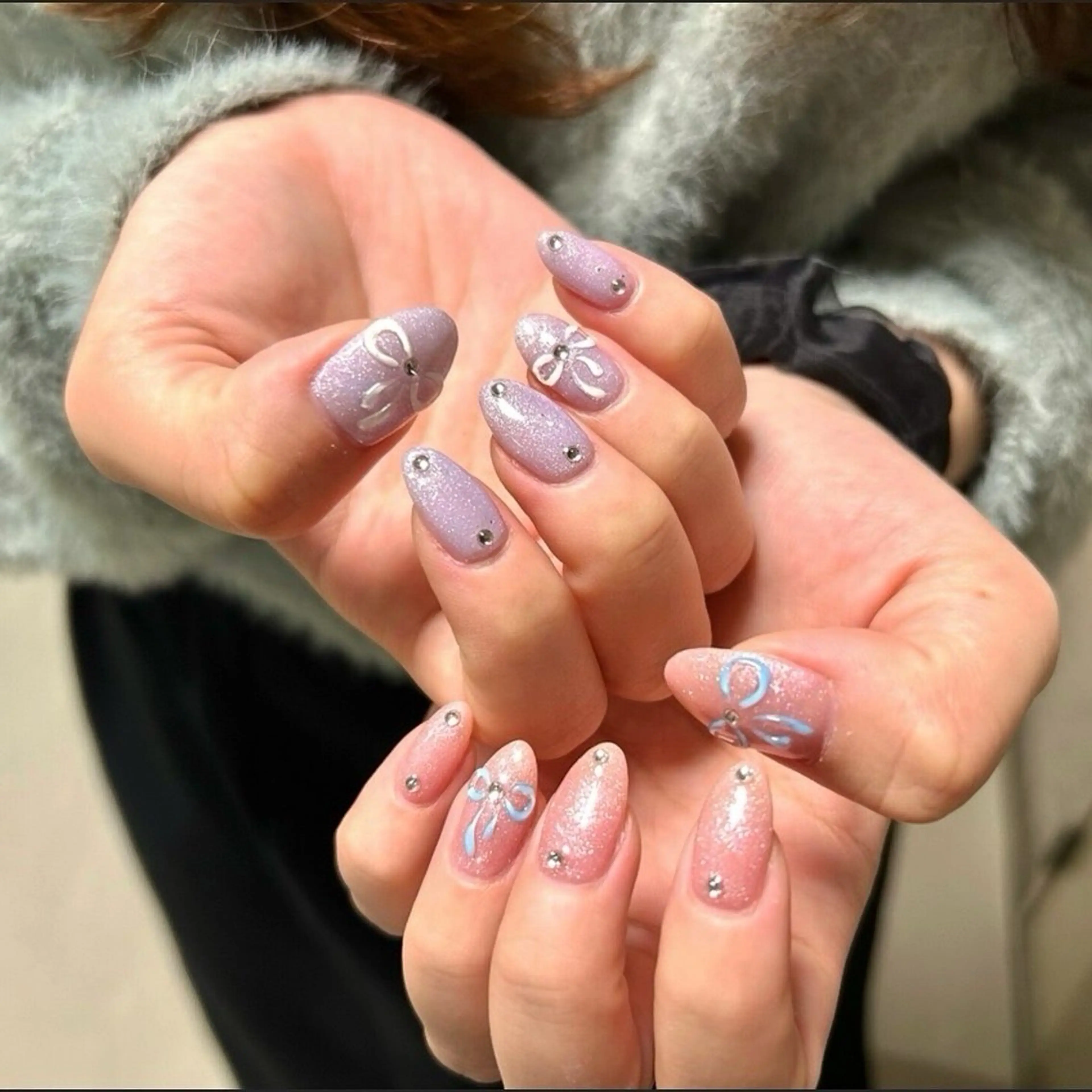 ネイル キラキラネイル ラメ(グリッター) リボン ワンホンネイル ハンドネイル フットネイル mieux YUKOのネイルデザイン