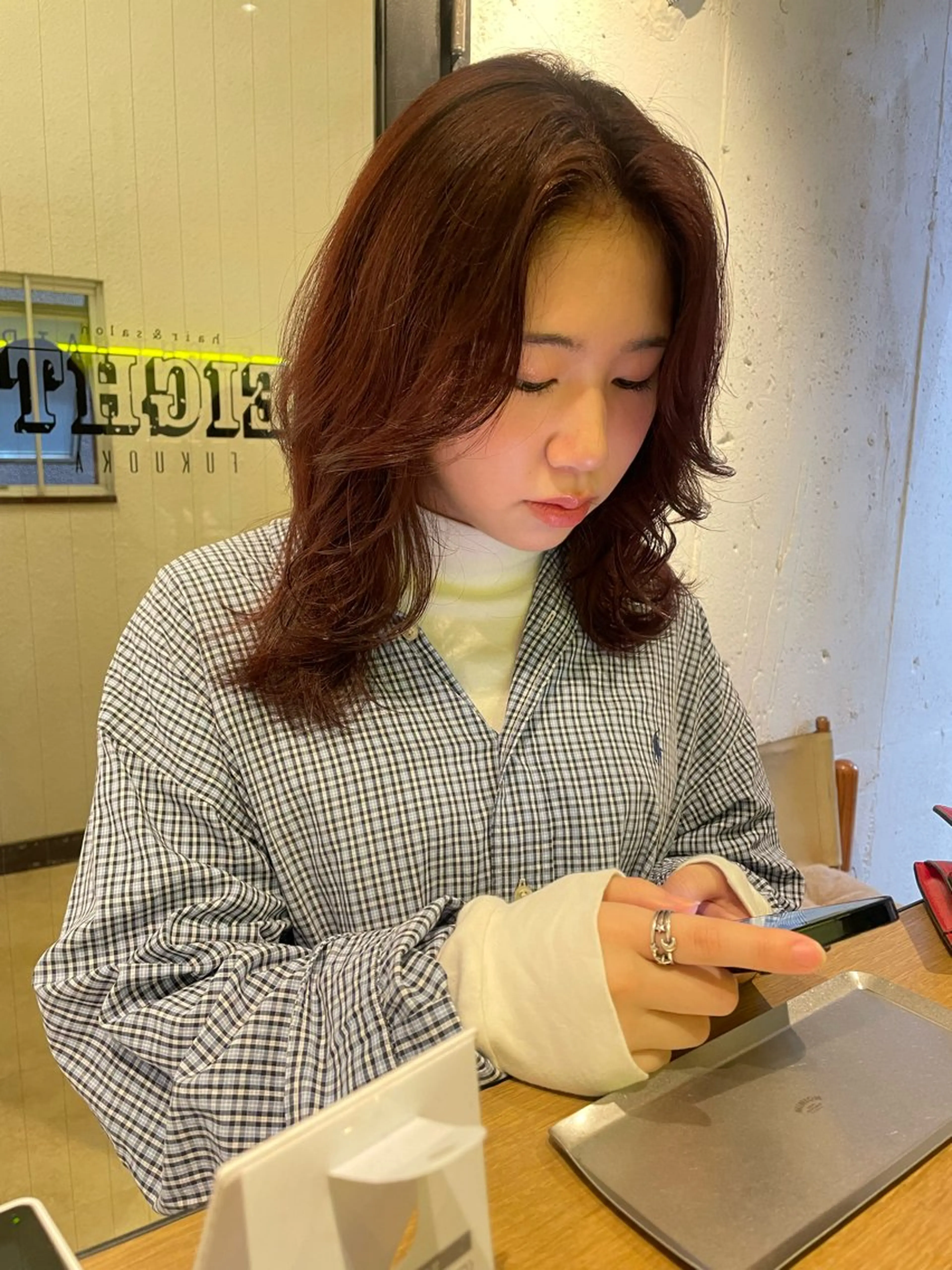 セミロング カラー hisano / ハイトーン・透明感のヘアスタイル