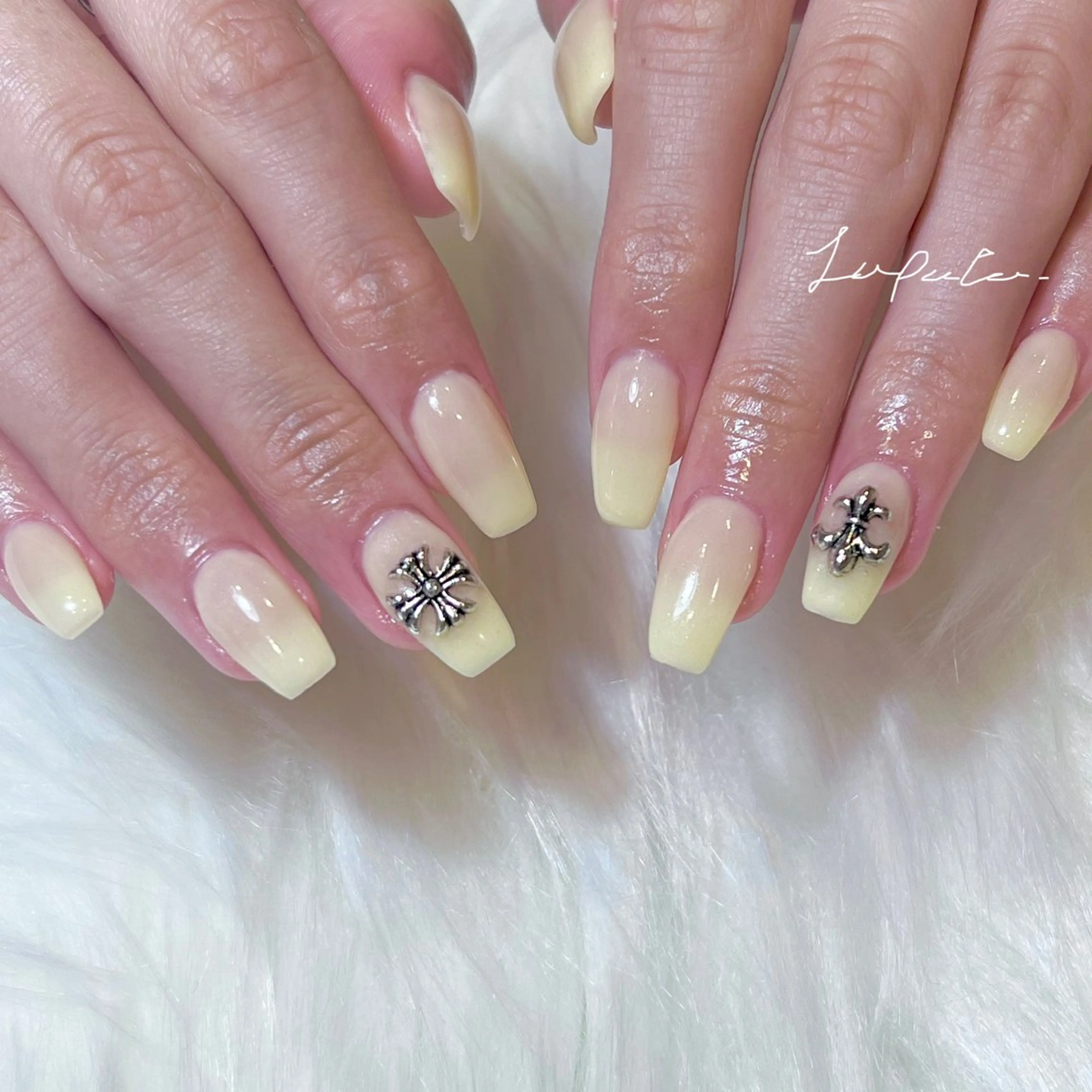 ネイル ハンドネイル ハンドケア LAPUTA nailのネイルデザイン