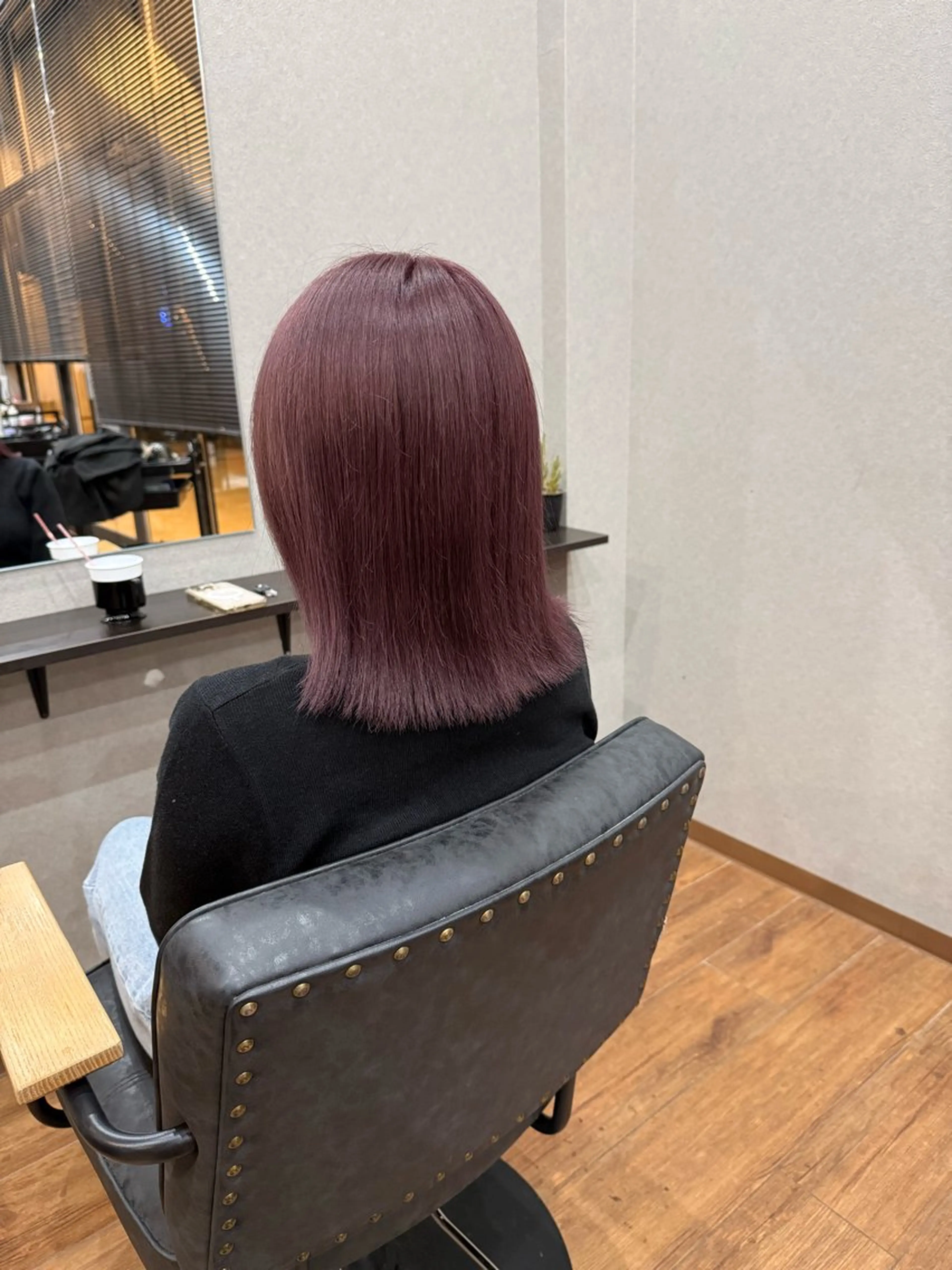 ミディアム カラー ラベンダーカラー 鵜飼 真伍のヘアスタイル