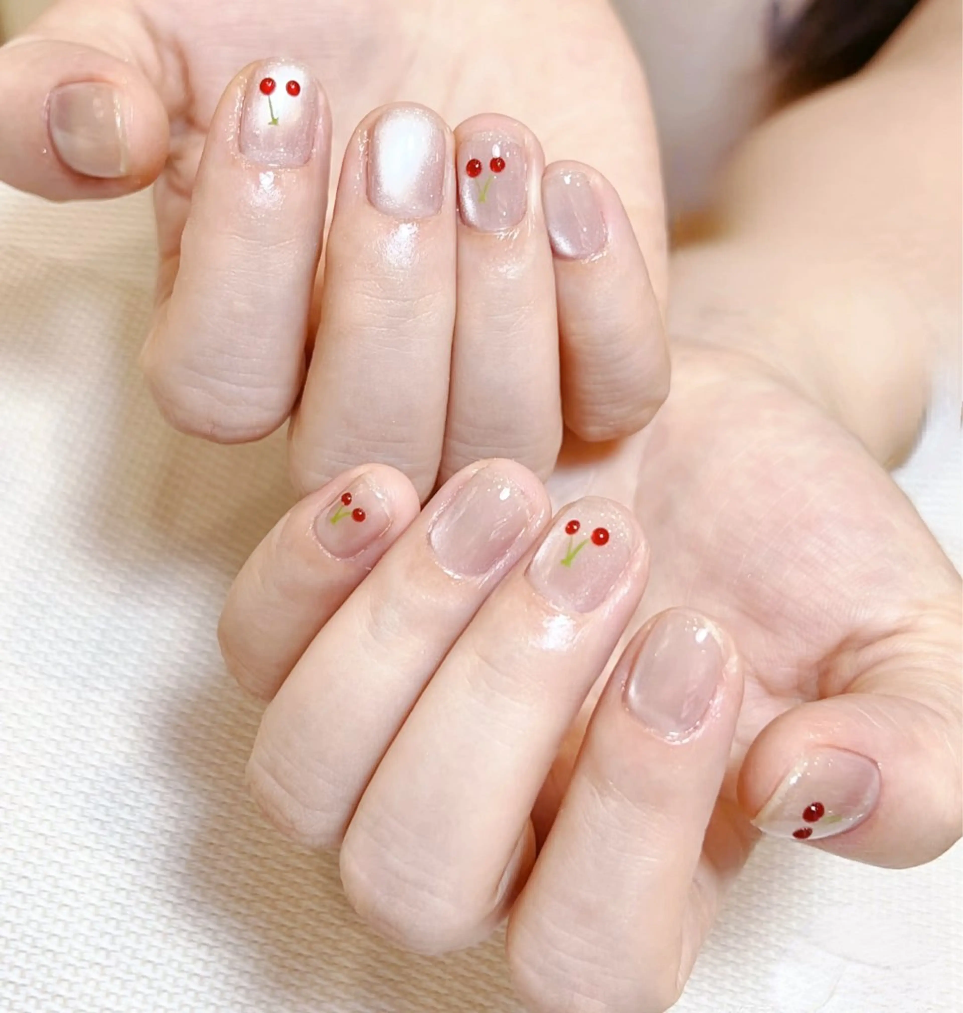 ネイル pink ladyサロン所属・べ にのネイルデザイン