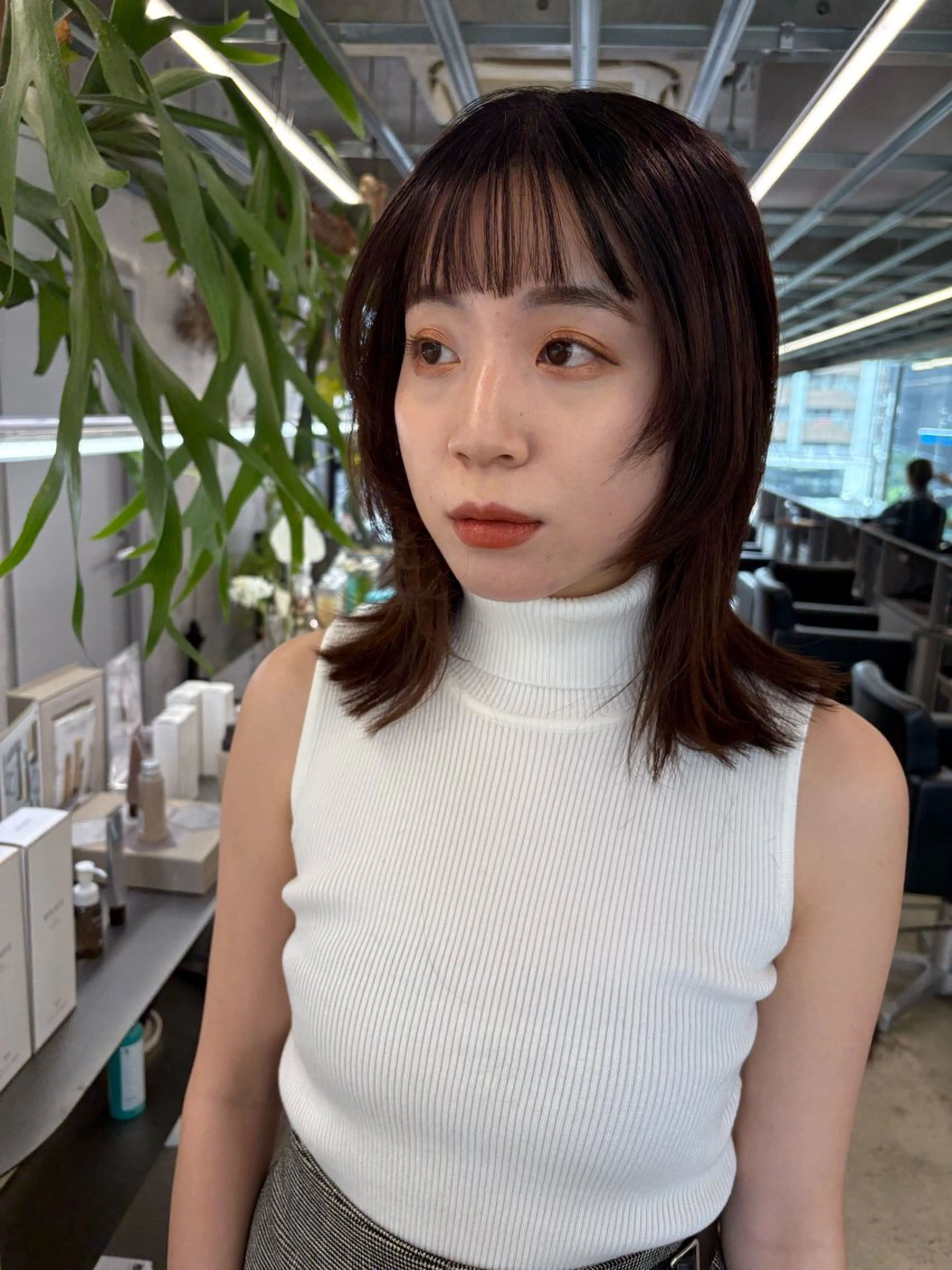 ミディアム カラー ブラウンカラー 顔まわりレイヤー レイヤーカット カット ヘアカラー トリートメント 似合わせカット レイヤー/ボブのヘアスタイル