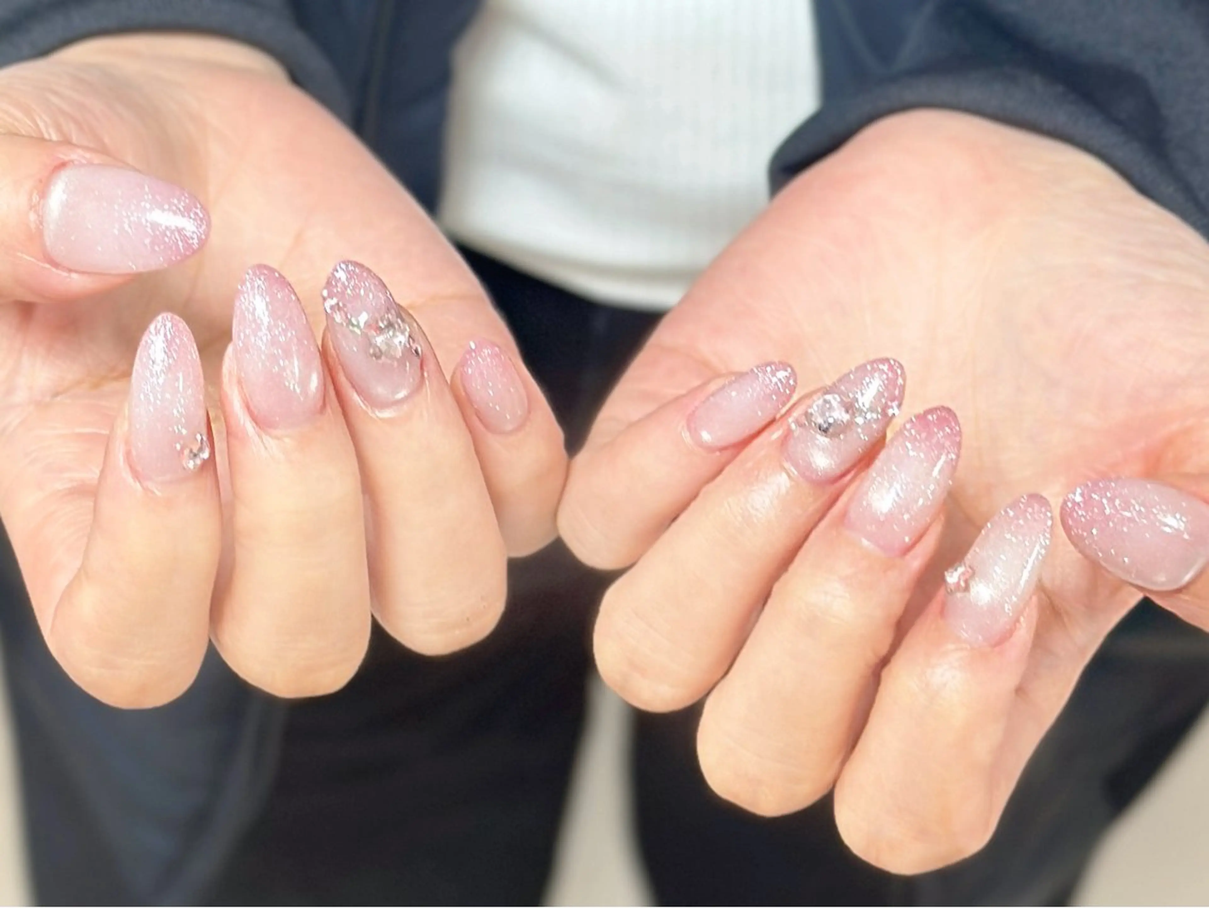 ネイル アートネイル オーロラネイル チークネイル フレンチネイル ガラスフレンチ ハンドネイル 🎀YooLi Nail salonのネイルデザイン