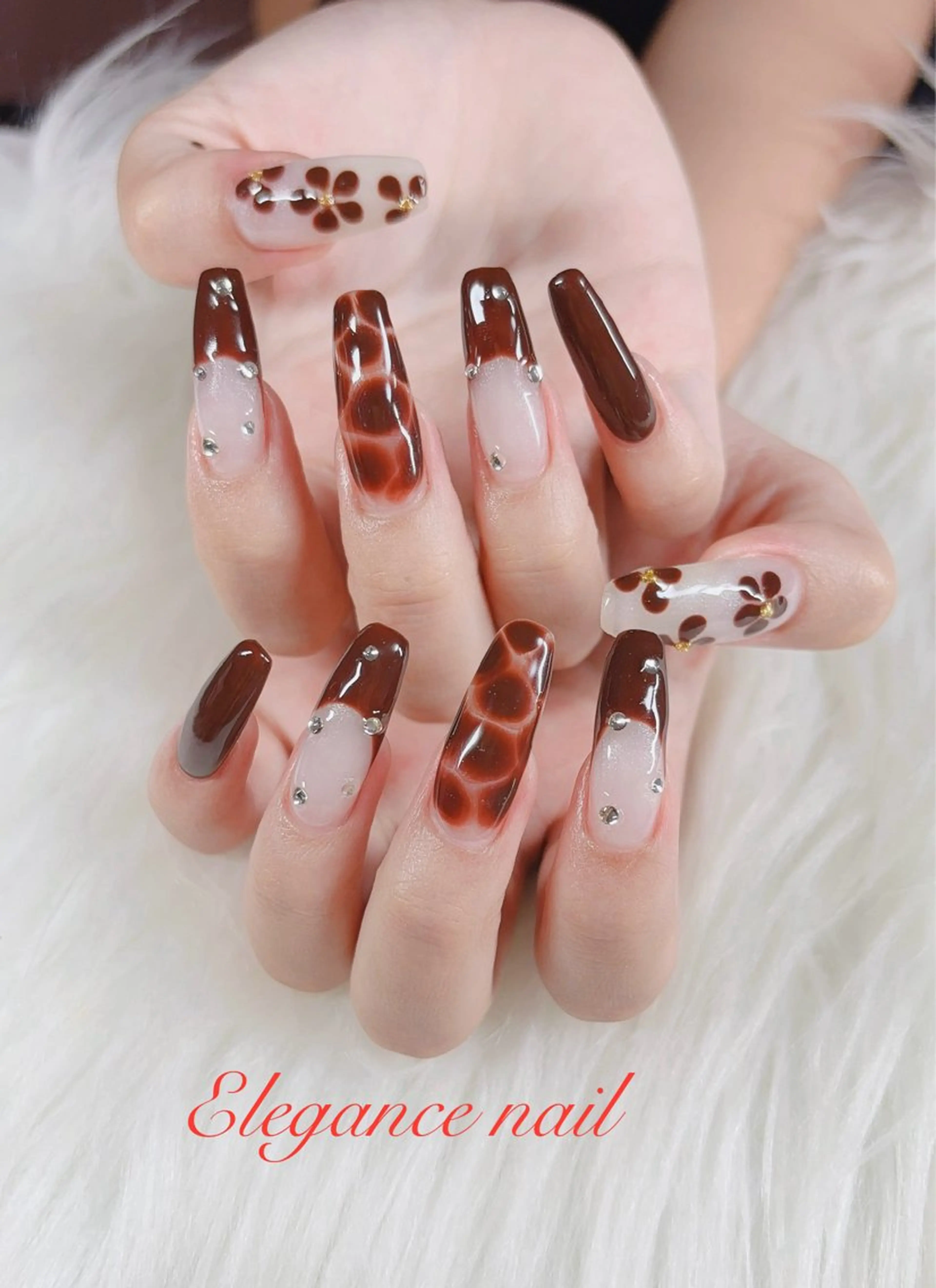 ネイル Elegance Nail本厚木店舗のネイルデザイン