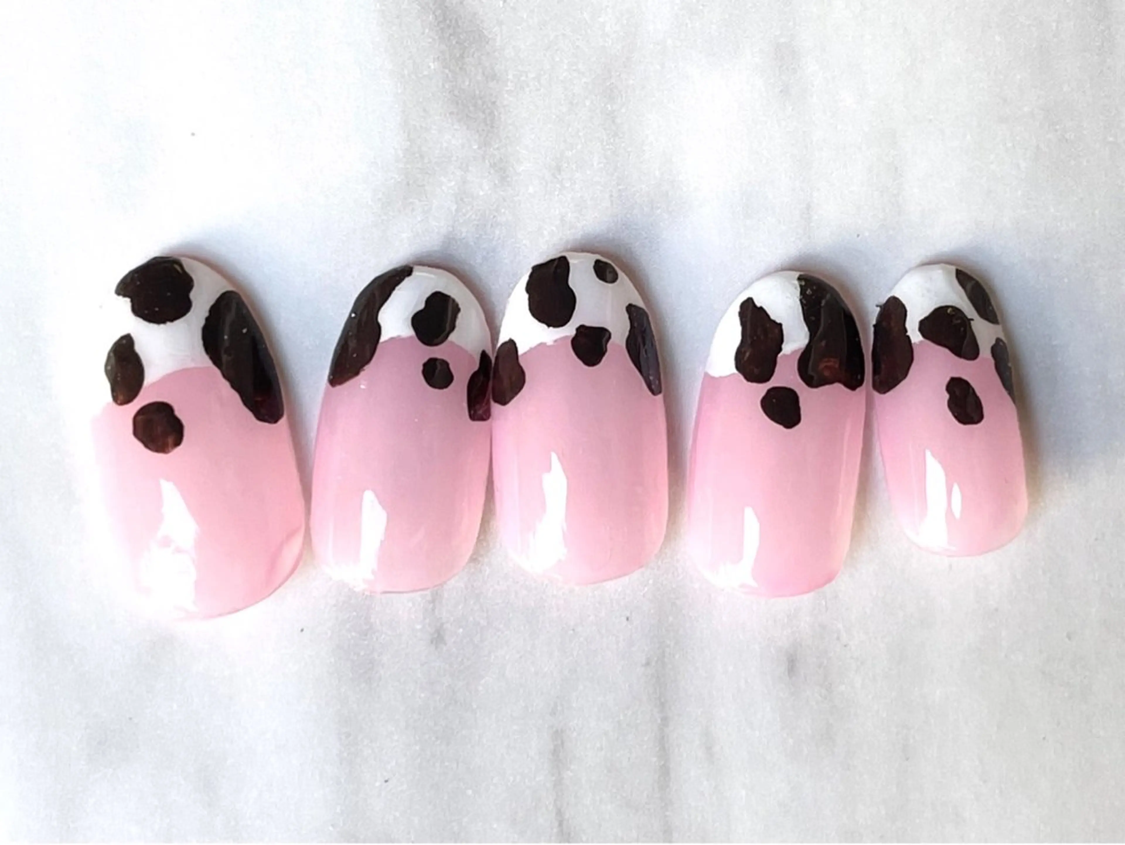 ロング ハンドネイル プティリボン 武蔵小金井店のネイルデザイン