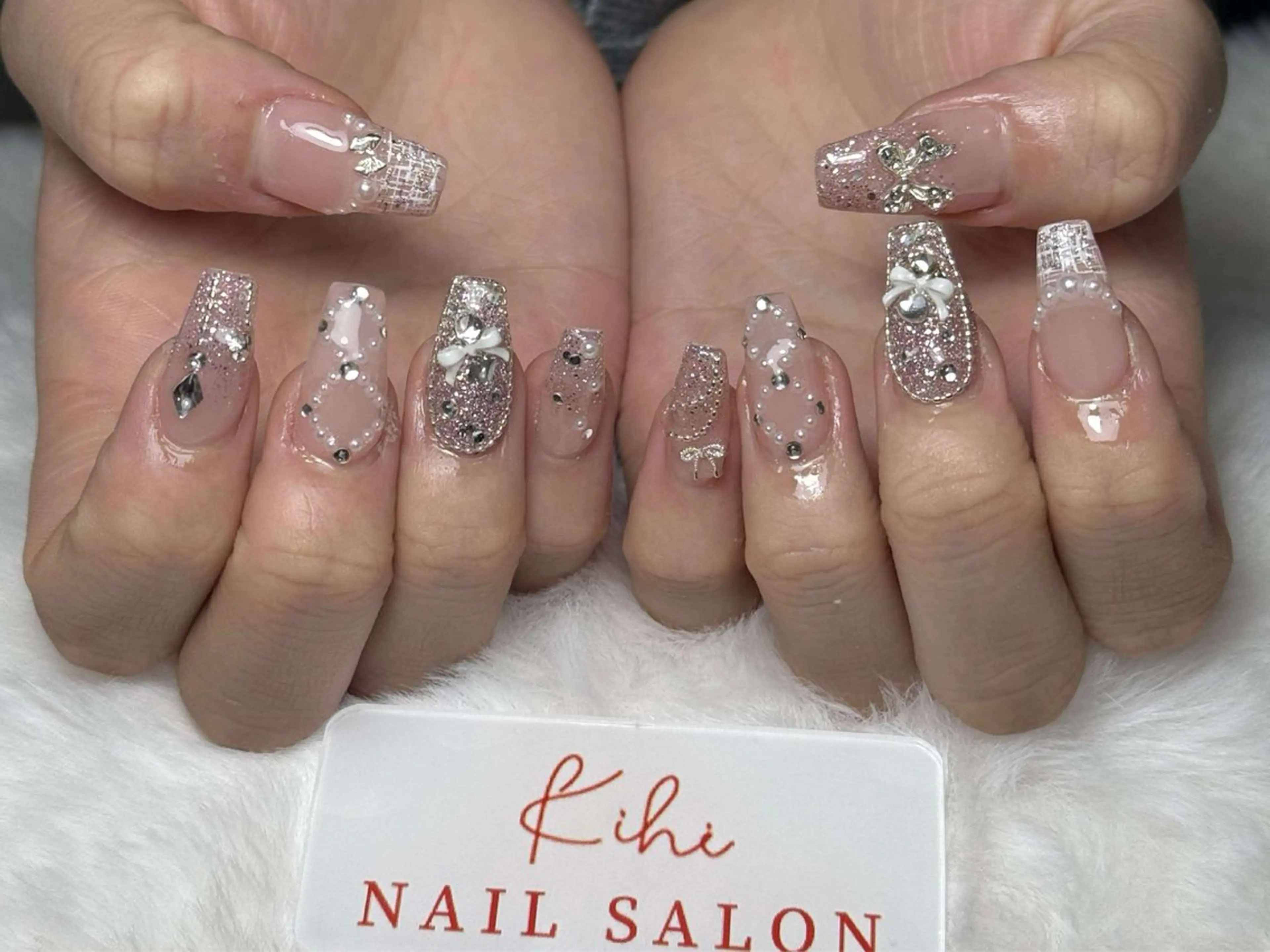 ネイル アートネイル フレンチネイル ジェルネイル グラデーション 韓国ネイル ハンドネイル ハンドケア さくら💮💮 【オフ無料】のネイルデザイン