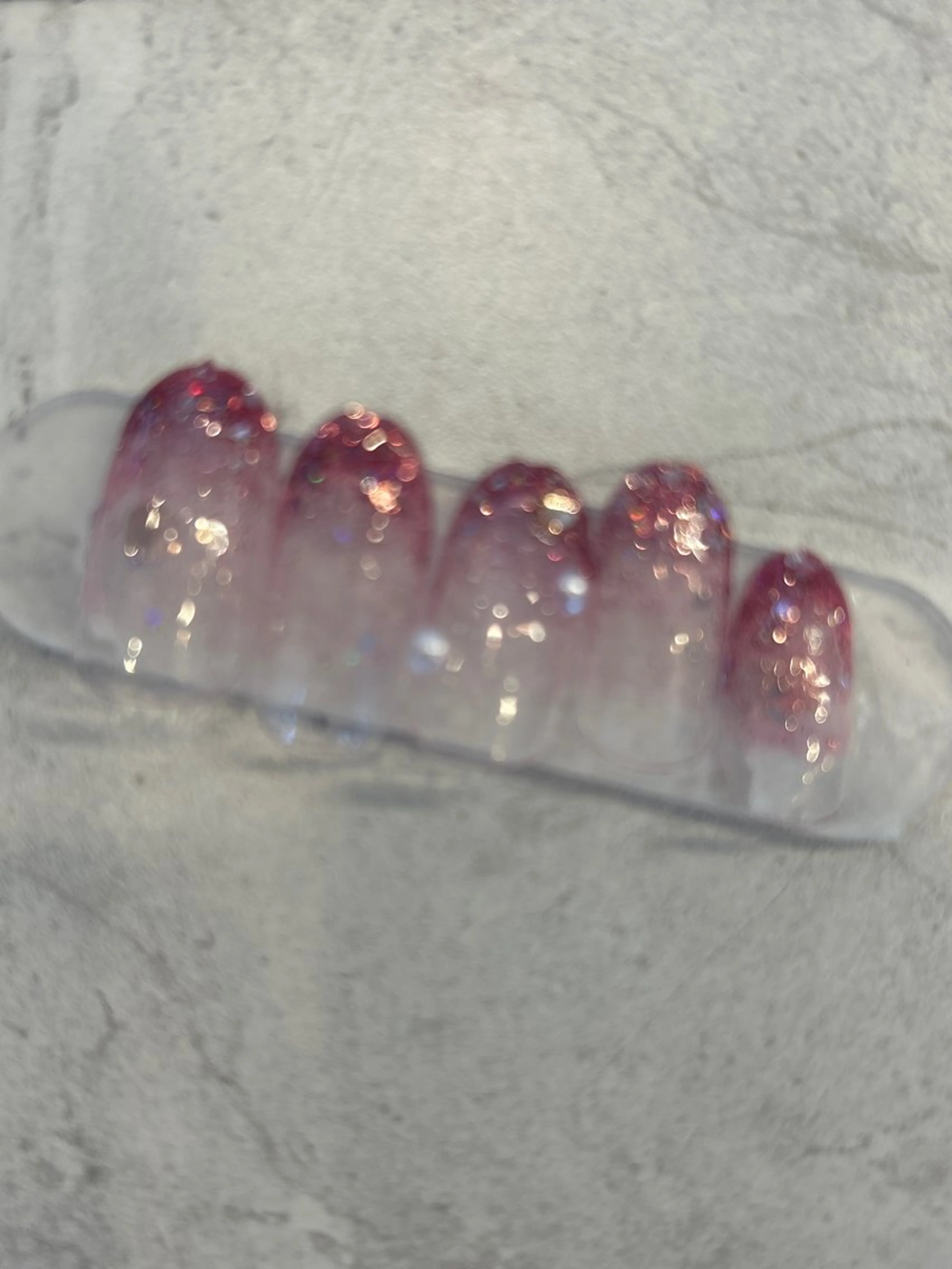 ネイル クリアネイル グラデーション ラメ(グリッター) ラメグラデーション ピンク share trust beauty salon所属・Tsunei Chihiro☆のネイルデザイン