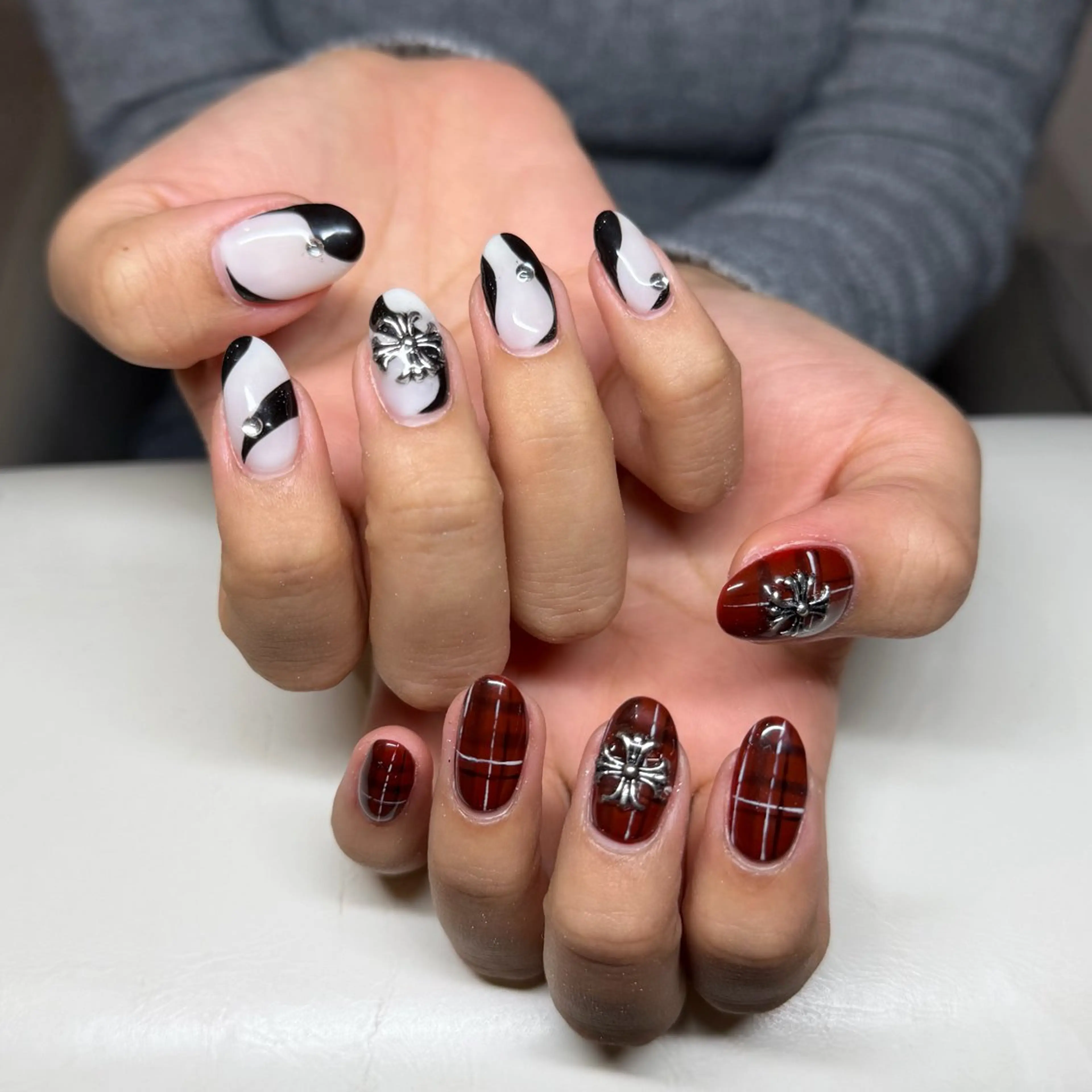 ネイル ハンドネイル IROHA NAIL Kurumi🪽🫧のネイルデザイン