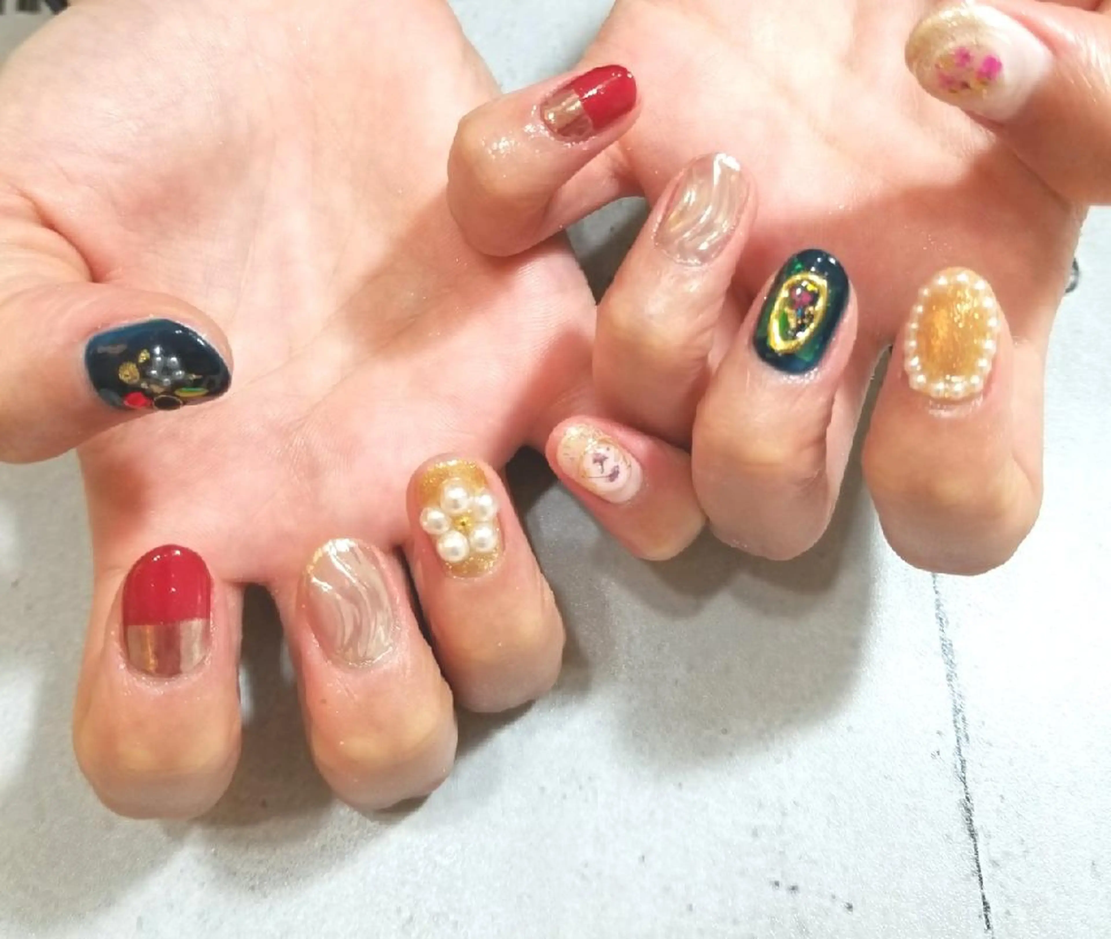 ネイル アートネイル nijiiro🌈 サトウのネイルデザイン