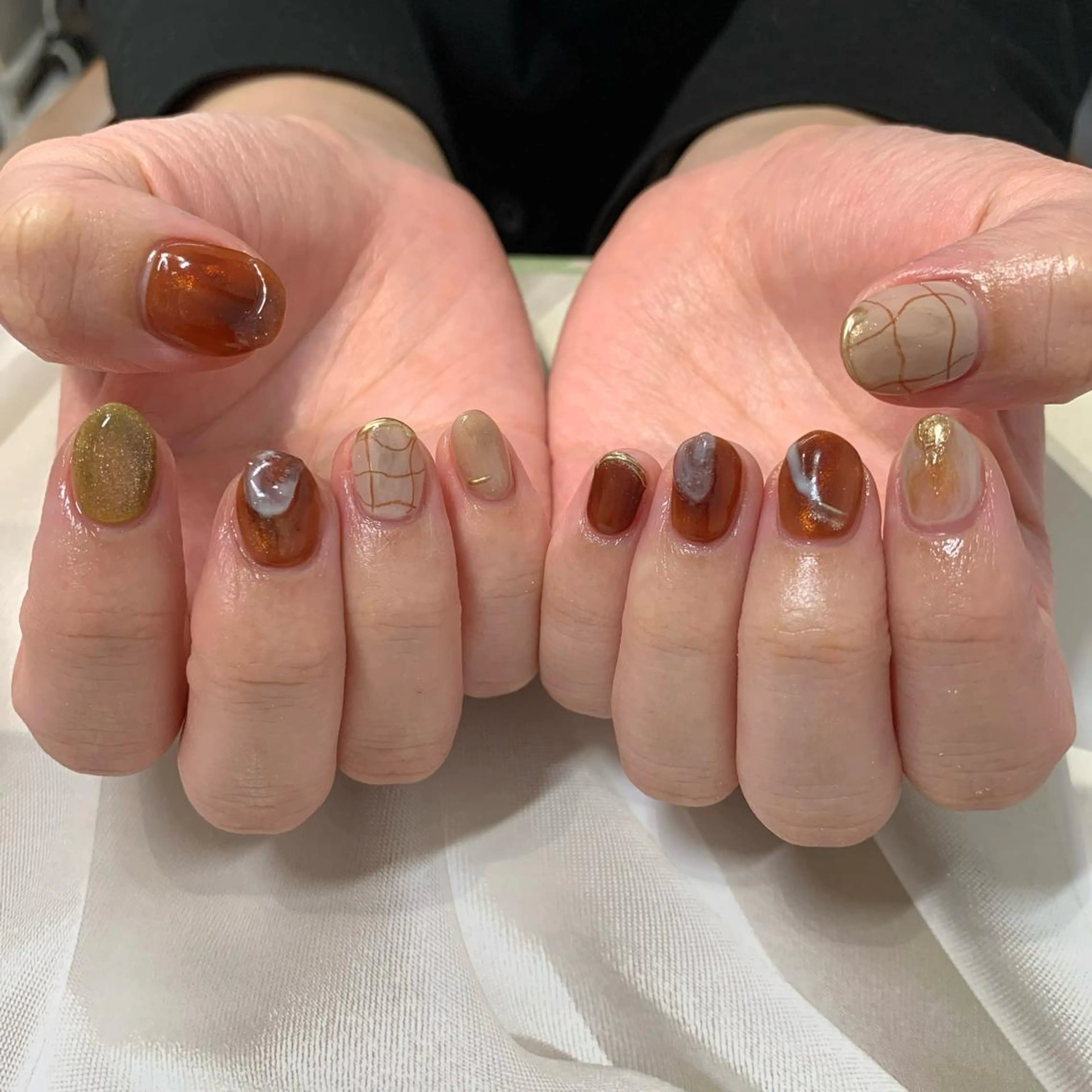 ネイル ニュアンスネイル マキノ ユイのネイルデザイン