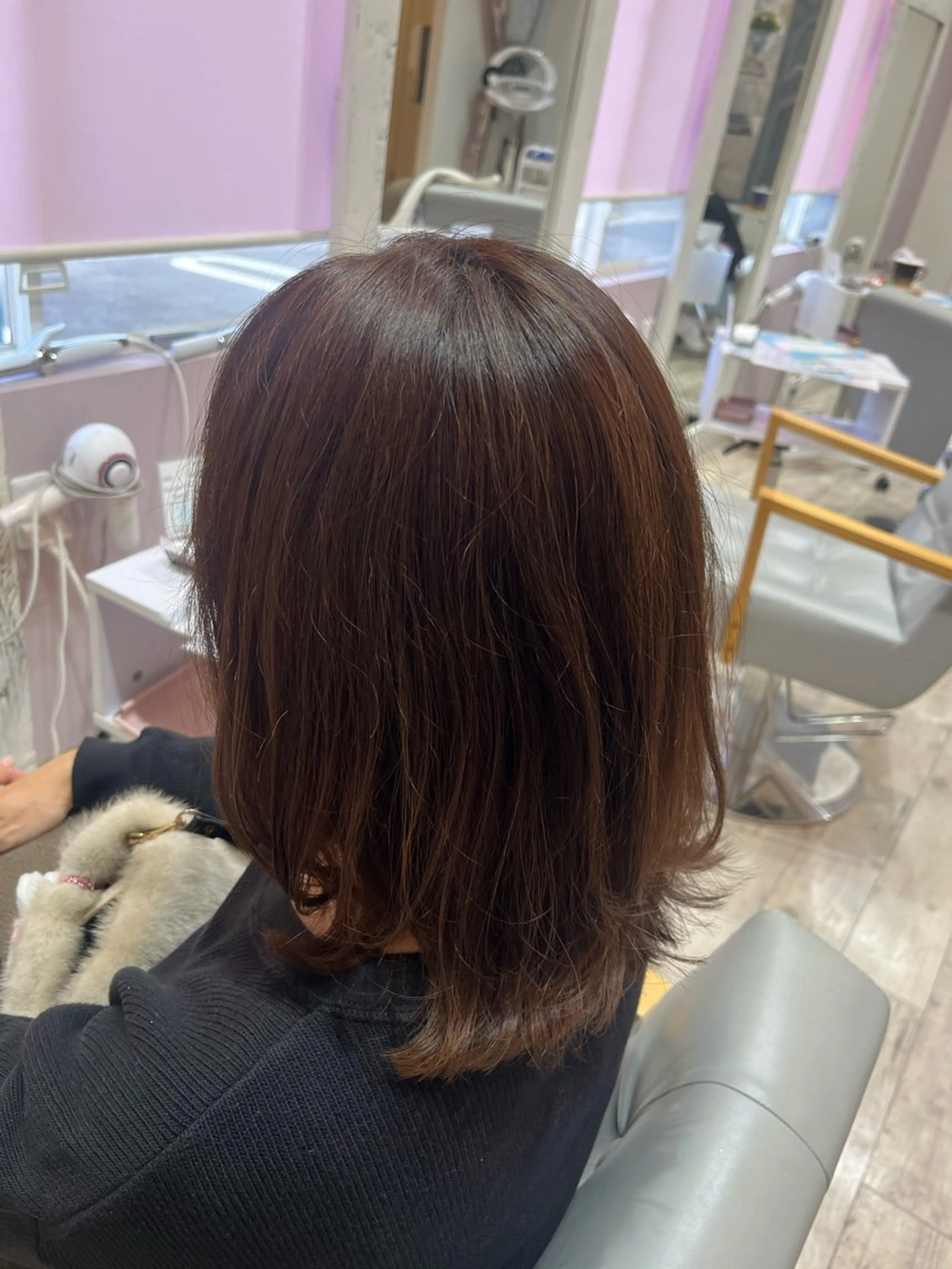 ミディアム Ichiyanagi Ayanaのヘアスタイル