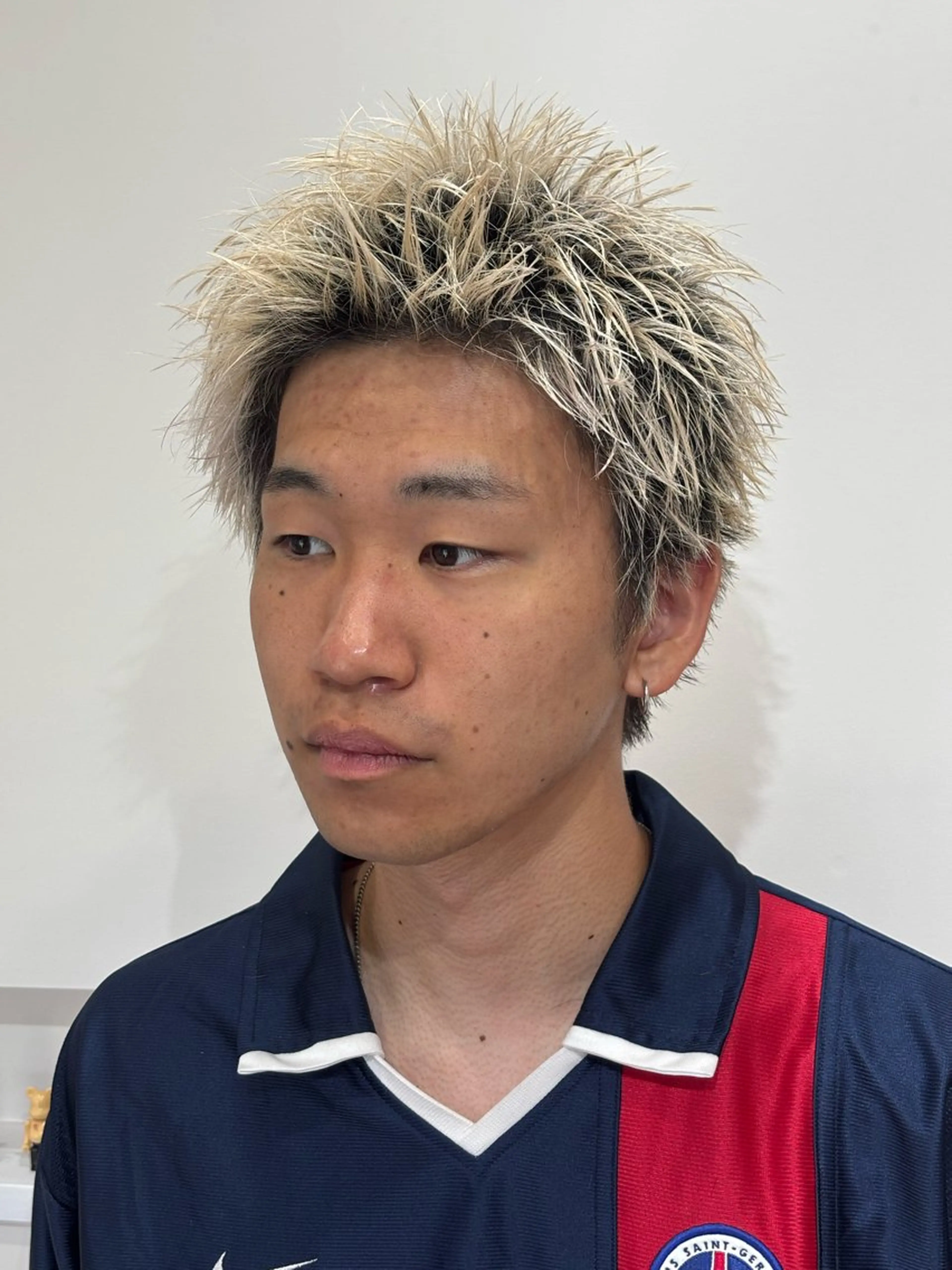 ショート カラー メンズ メンズハイトーン ハイトーンカラー カット ヘアカラー トリートメント 【店長】メンズ職人 短髪　ハイトーン🔥のヘアスタイル