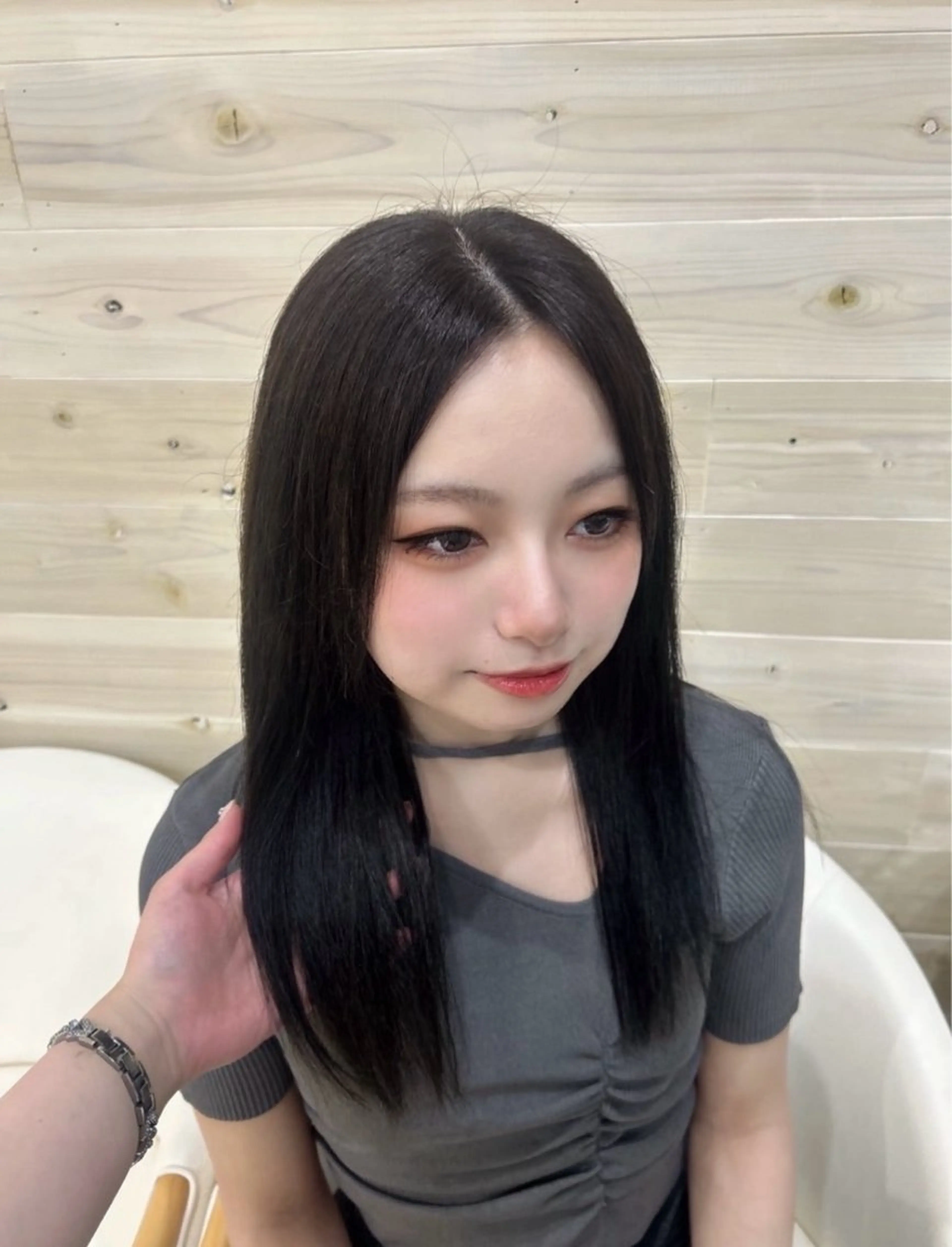 ミディアム SeeK NEXT: sara ໒꒱‧₊˚のヘアスタイル