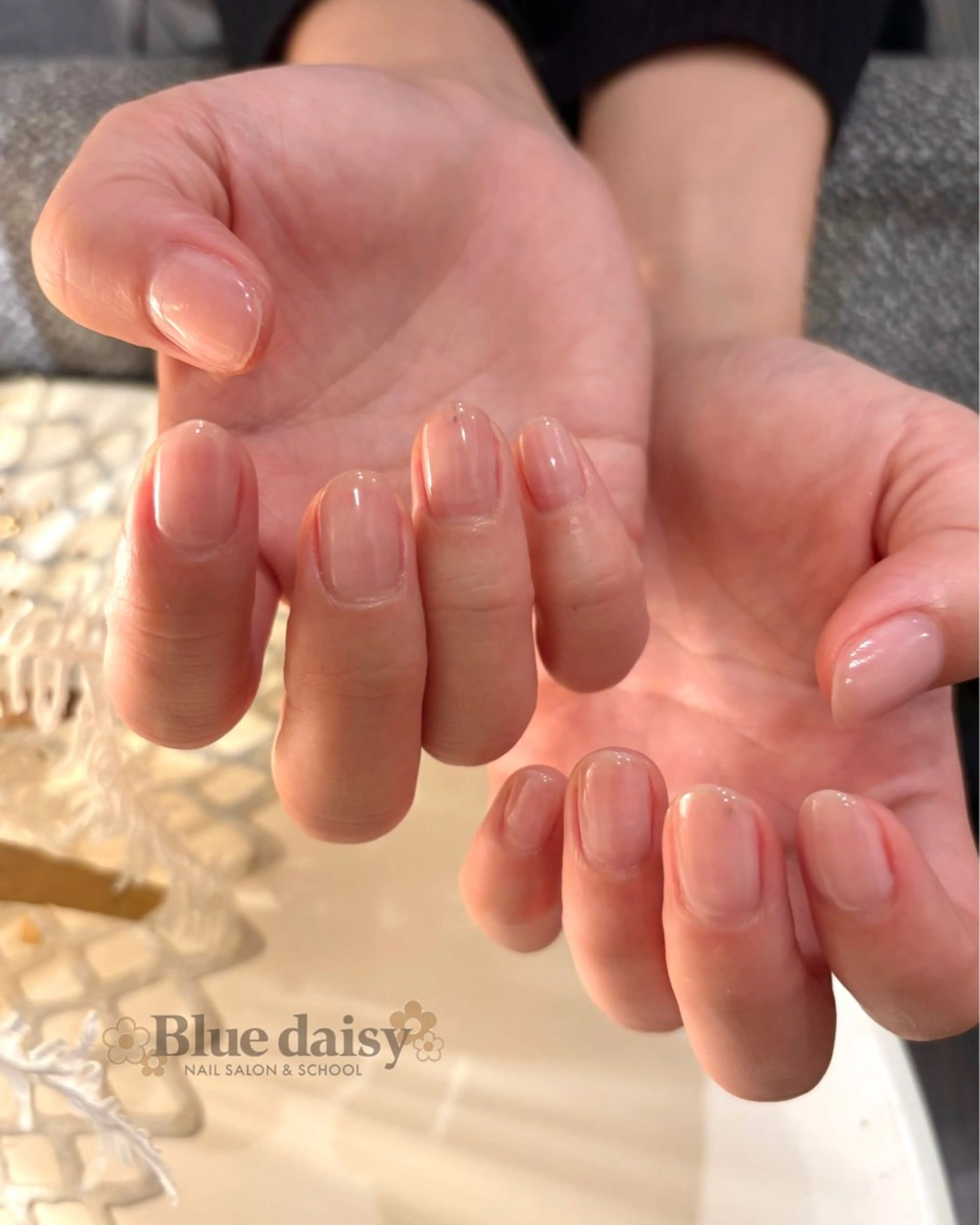 ネイル ジェルネイル マグネットネイル 持ち込み オフィスネイル パラジェル ハンドネイル Blue daisy 栄本店のネイルデザイン