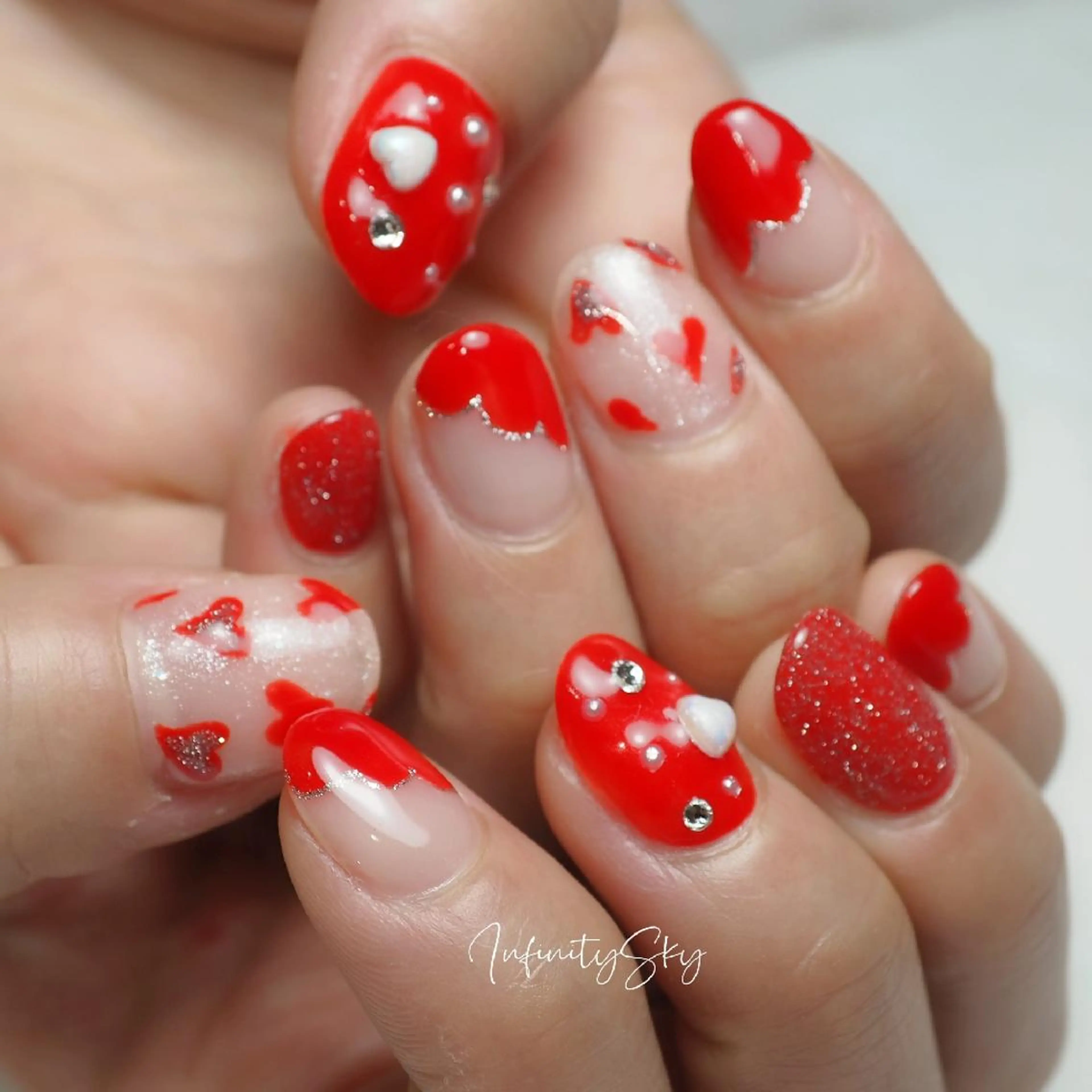 ネイル 赤色 infinity skyのネイルデザイン