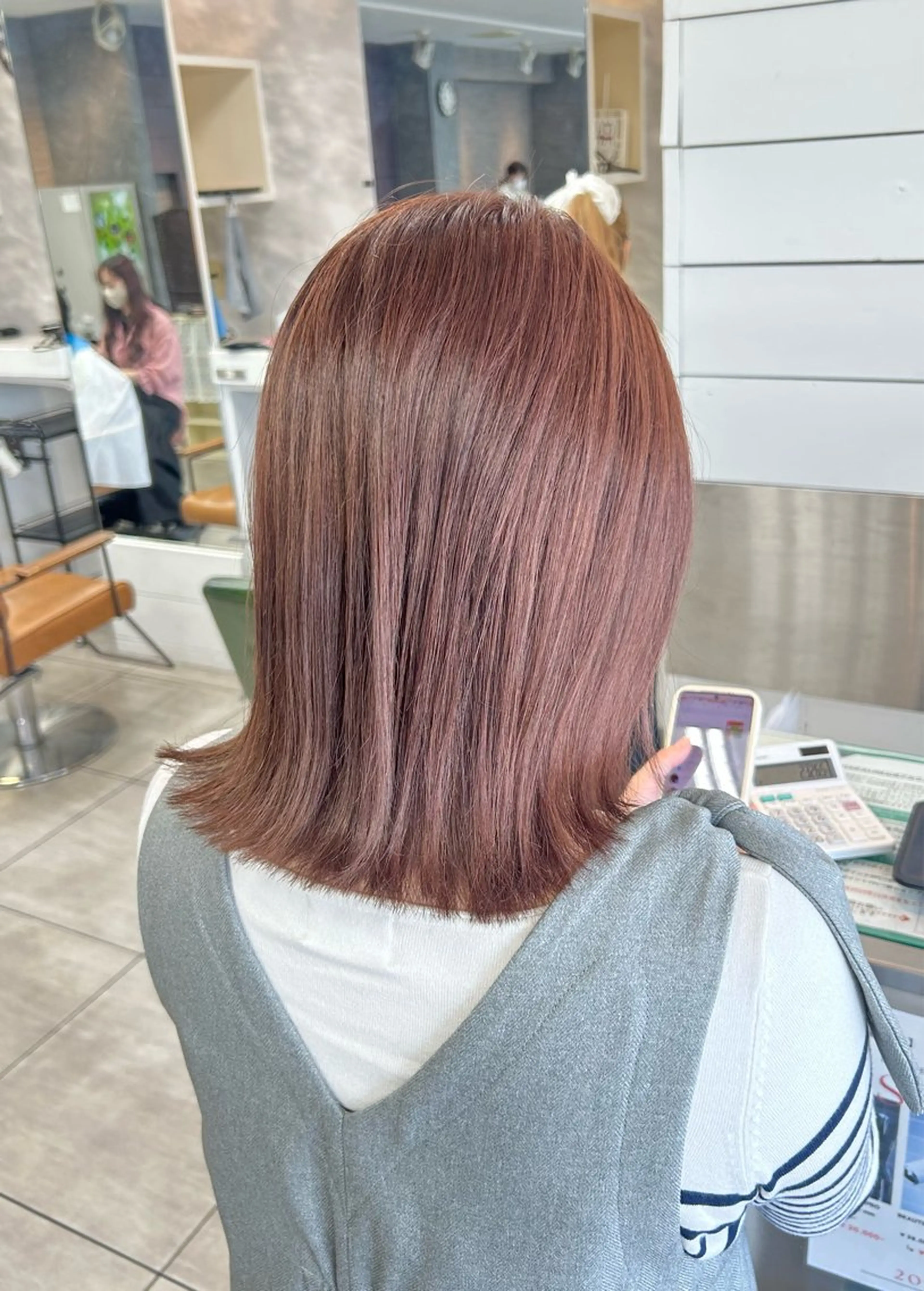 ミディアム カット ヘアカラー 🫧艶髪カラー🫧 森本くるみのヘアスタイル