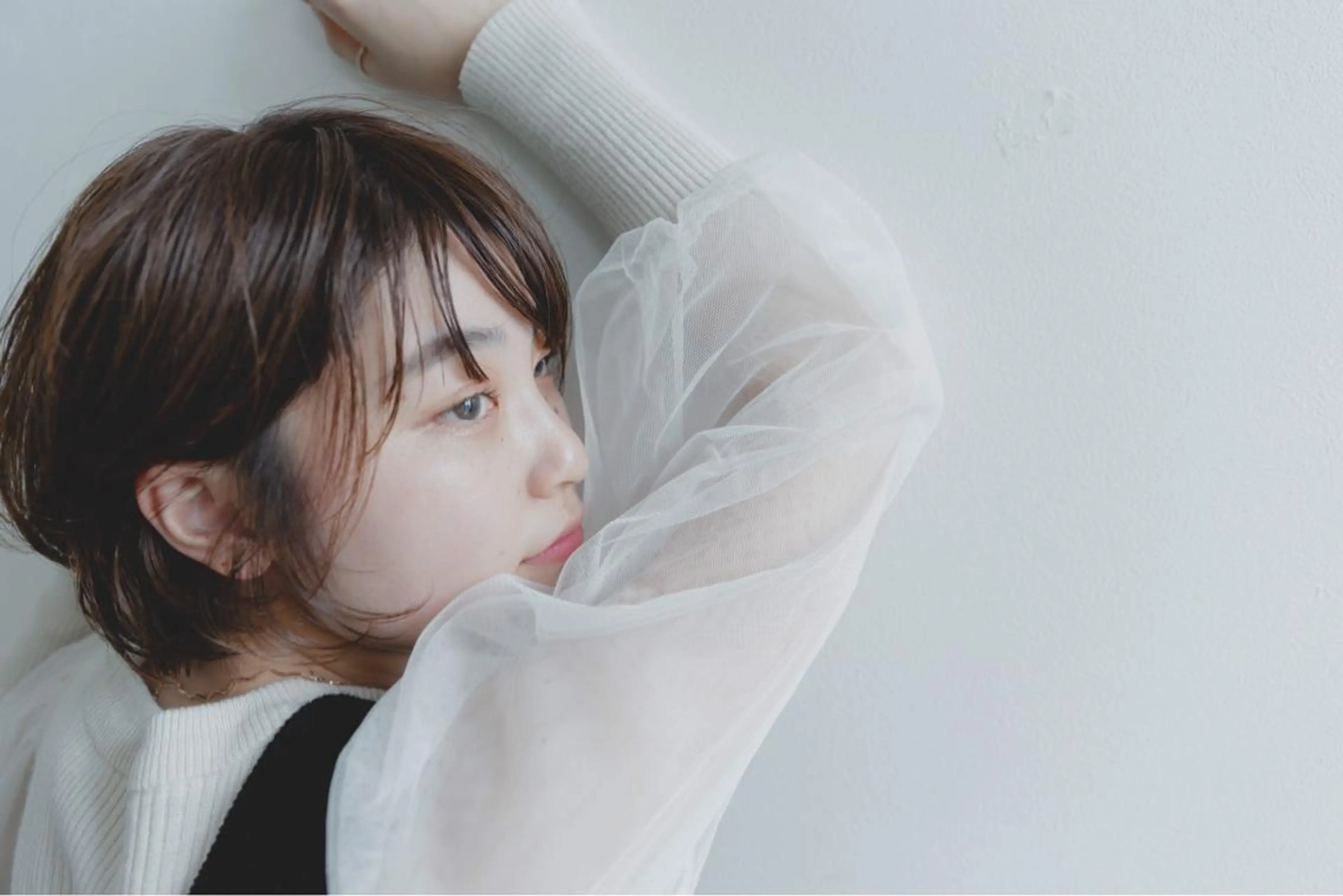 ショート カラー ツジガキ ユウスケのヘアスタイル