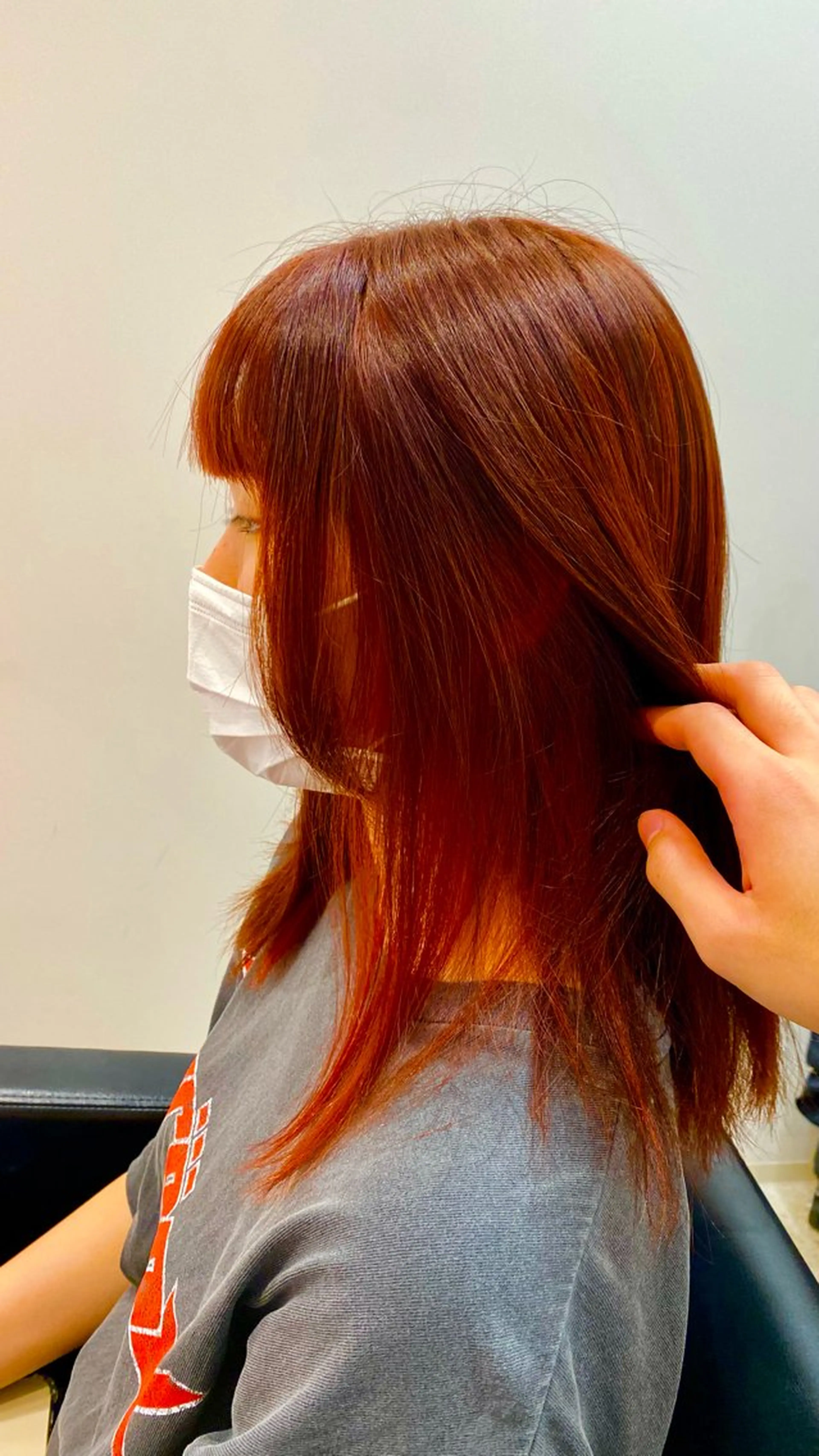 ミディアム カラー ブラウンカラー レッドカラー レッドブラウン 韓国🇰🇷艶髪 ケアカラーSHURIのヘアスタイル