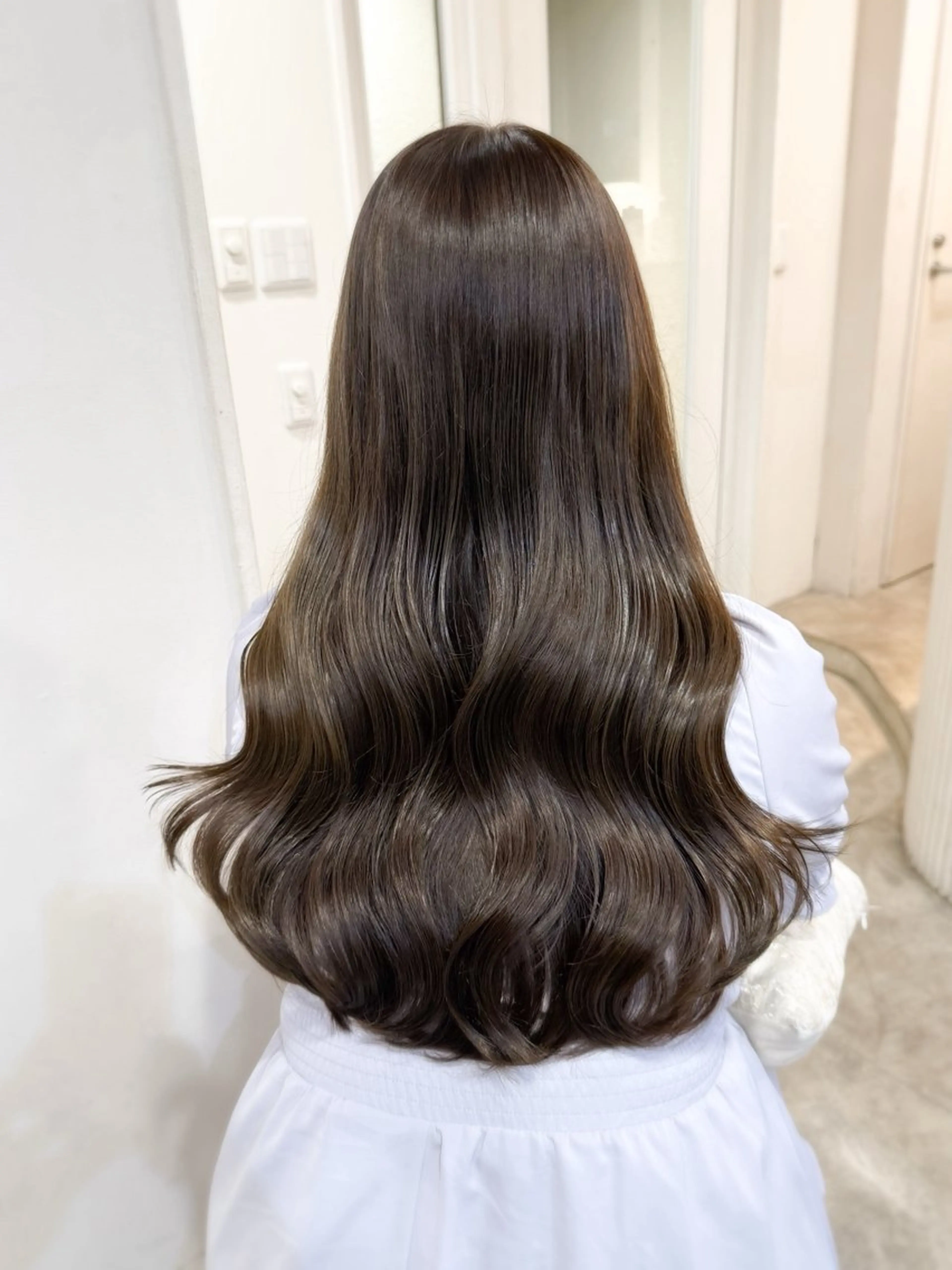 ミディアム カラー カット ヘアカラー ミディアム/顔周り/ ベージュ🌼mayuのヘアスタイル