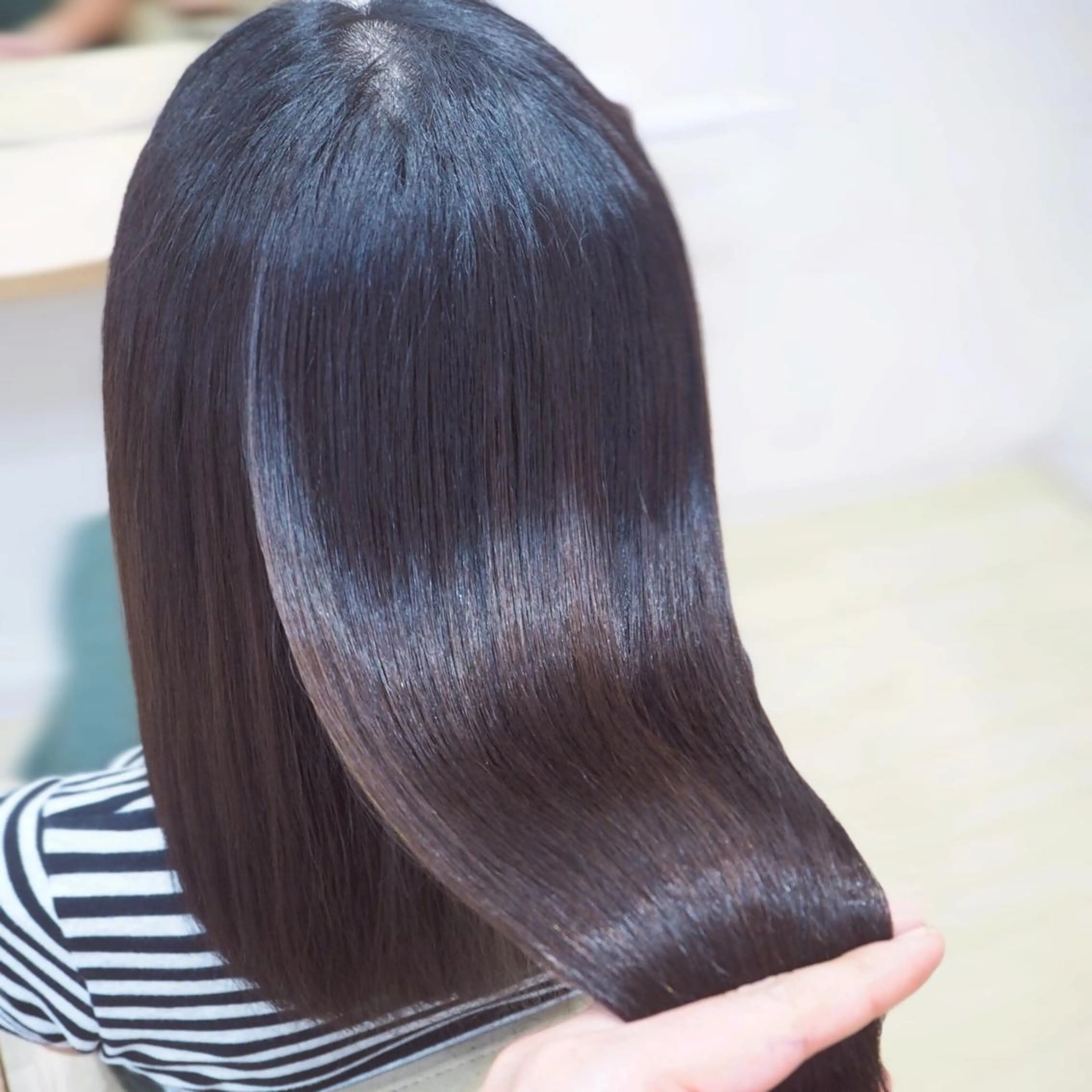 ミディアム 中江 規久のヘアスタイル
