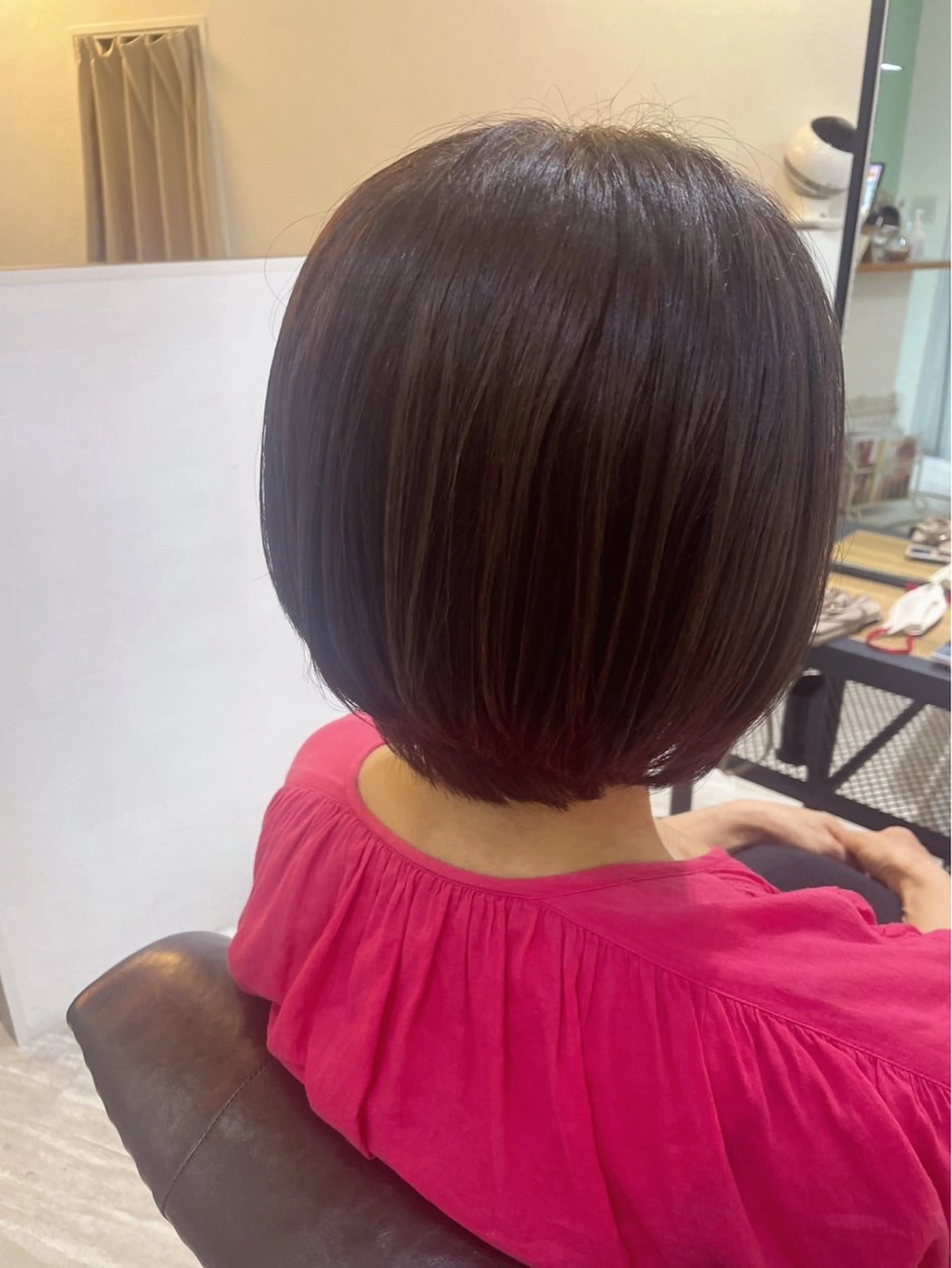 ショート 特化✨透明感カラー 白髪染め✨住田緋菜のヘアスタイル