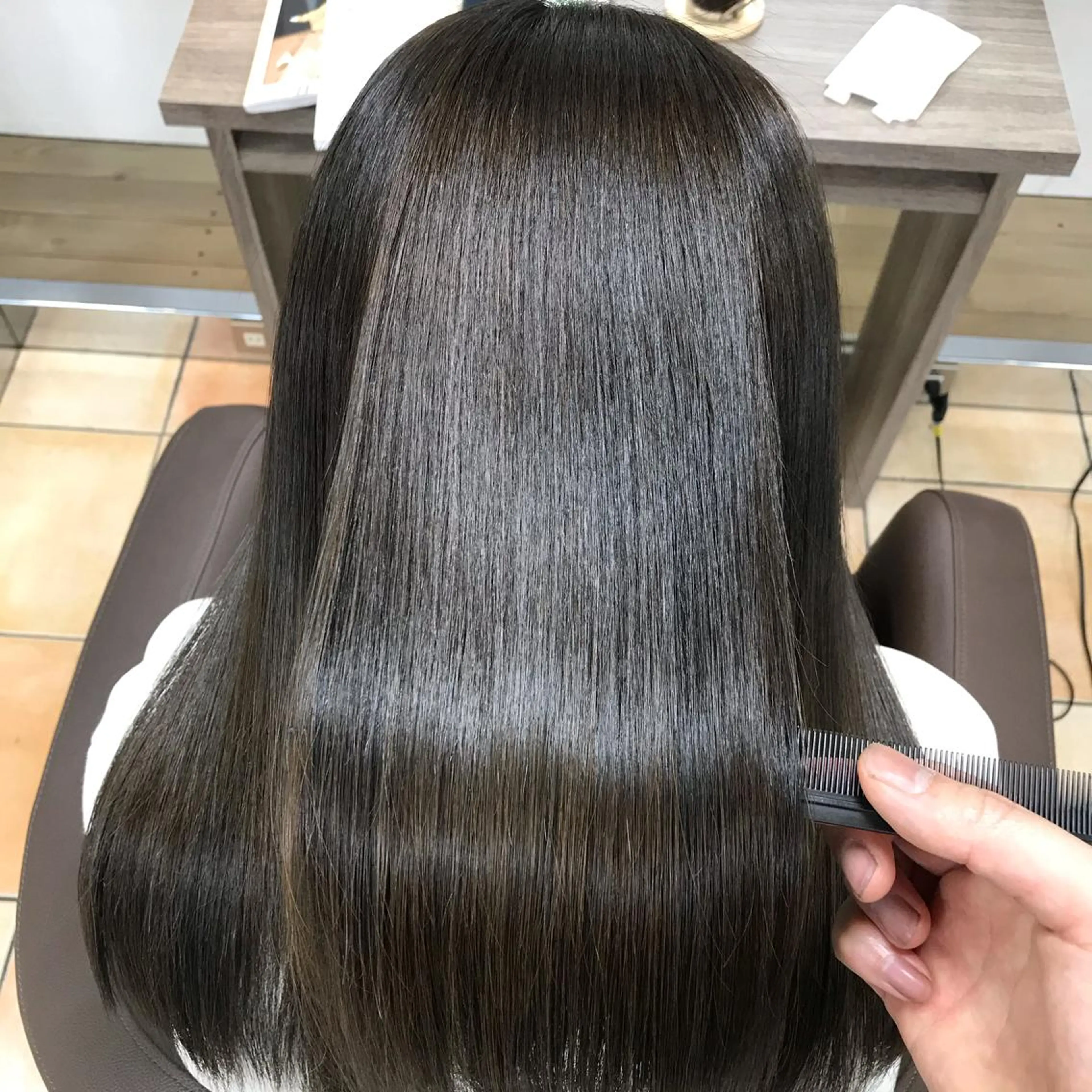 ミディアム 髪質改善 お悩み解決美容師🩷 ♠️ベテランそめやのヘアスタイル