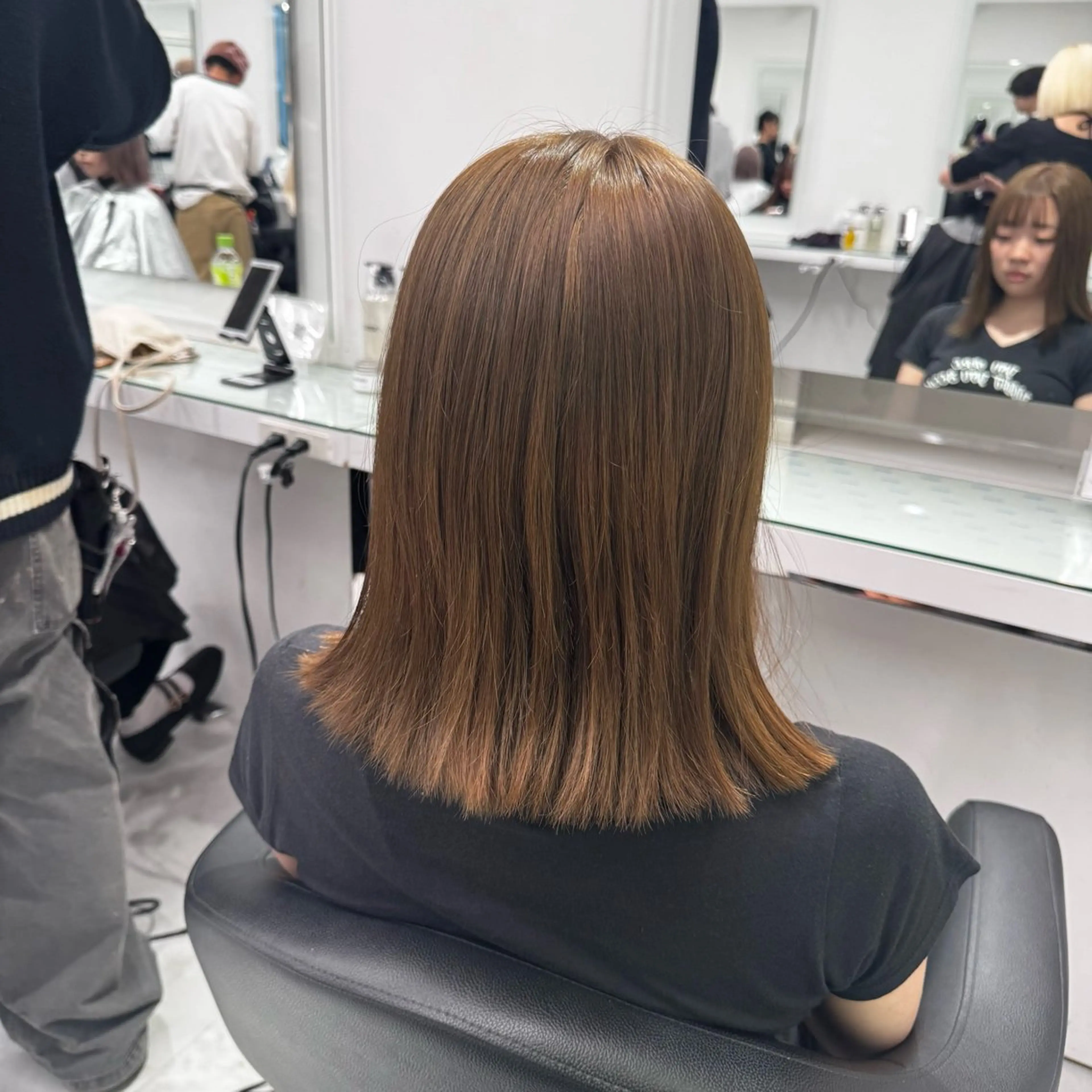 ロング カラー 透け上品ハイトーン 職人ゆうと🤍のヘアスタイル