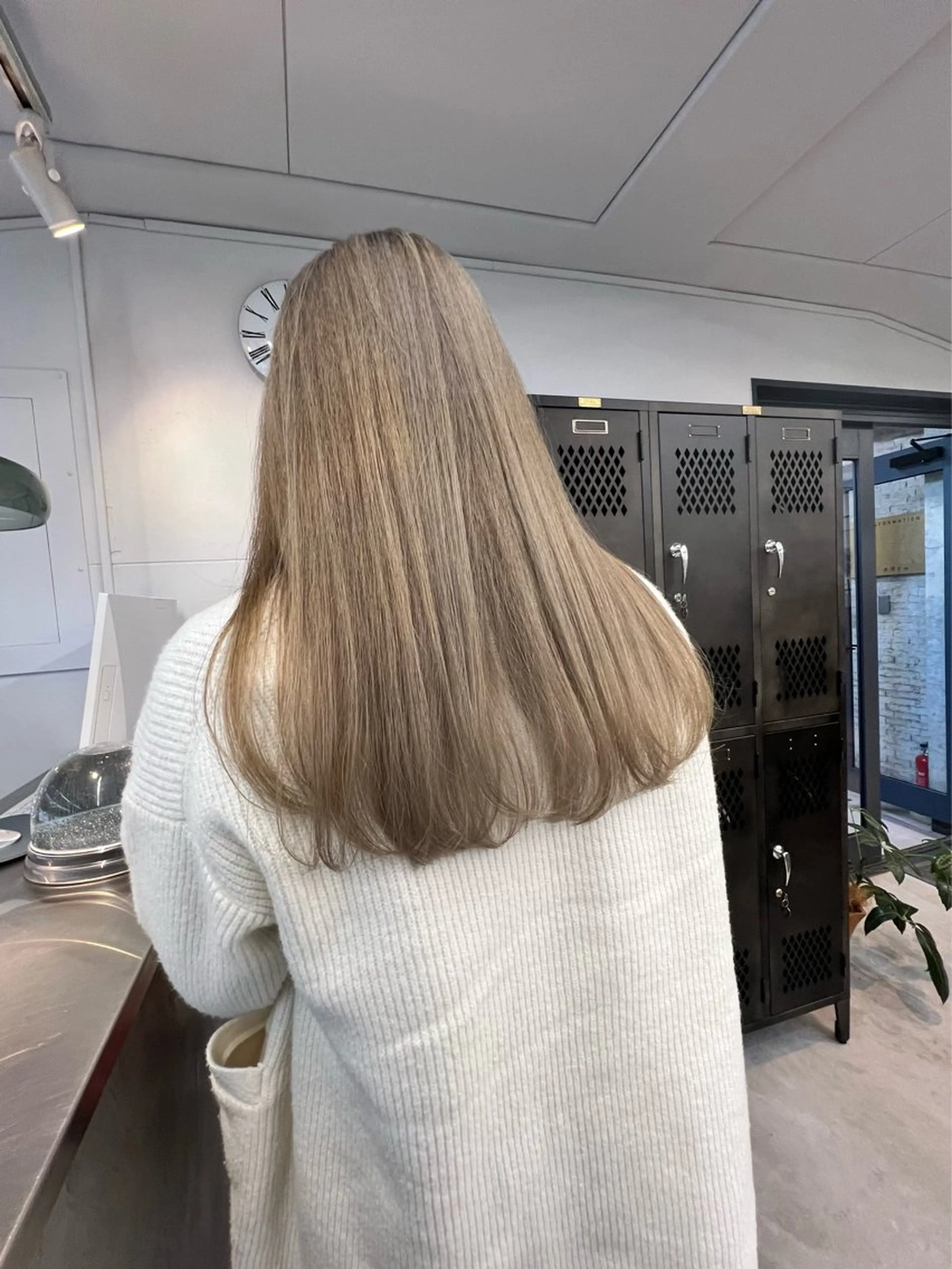 セミロング INORI @de2poのヘアスタイル