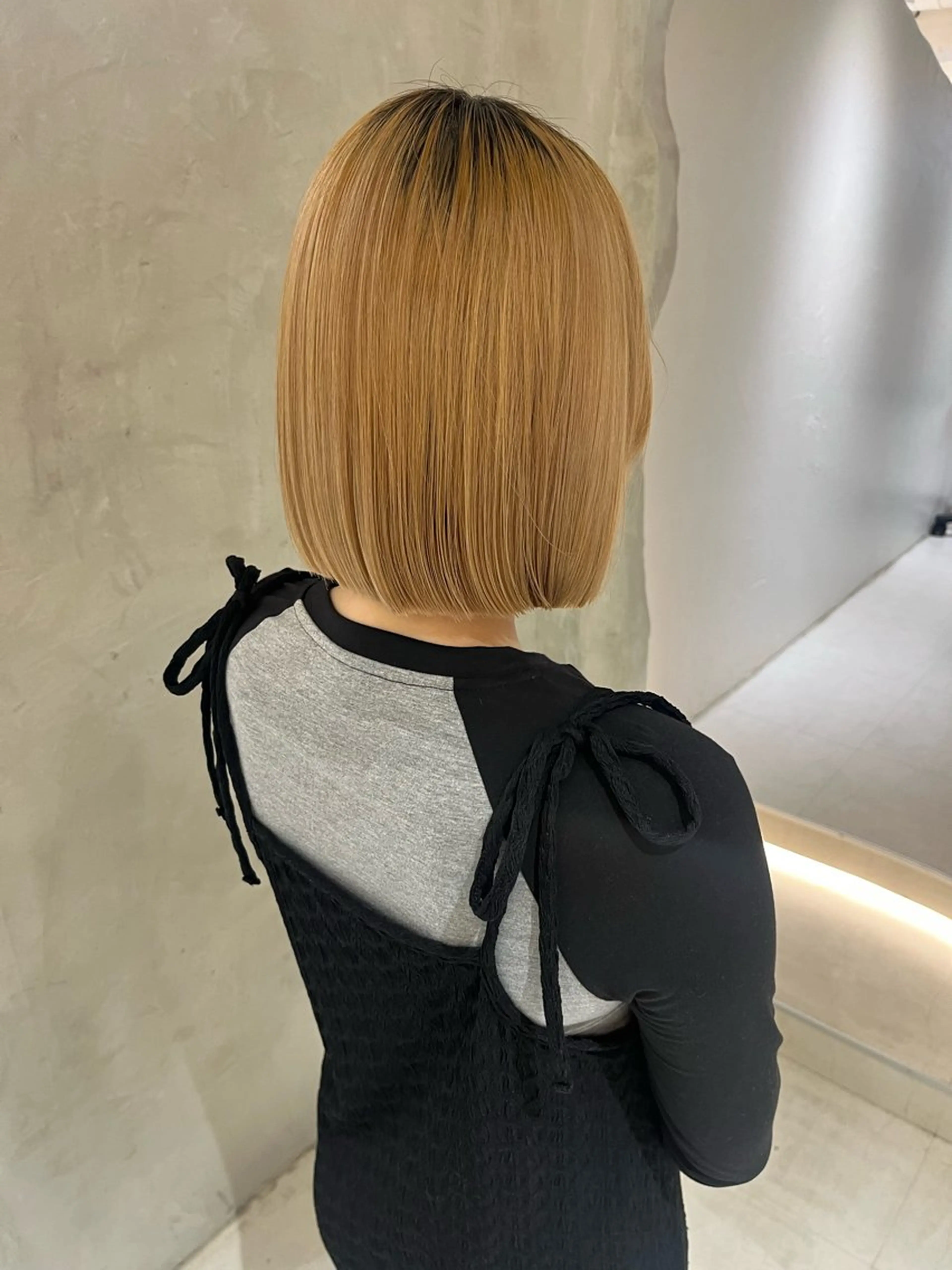 ショート カラー 切りっぱなしボブ ボブ 切りっぱなしボブ/ 艶カラー/綾莉のヘアスタイル