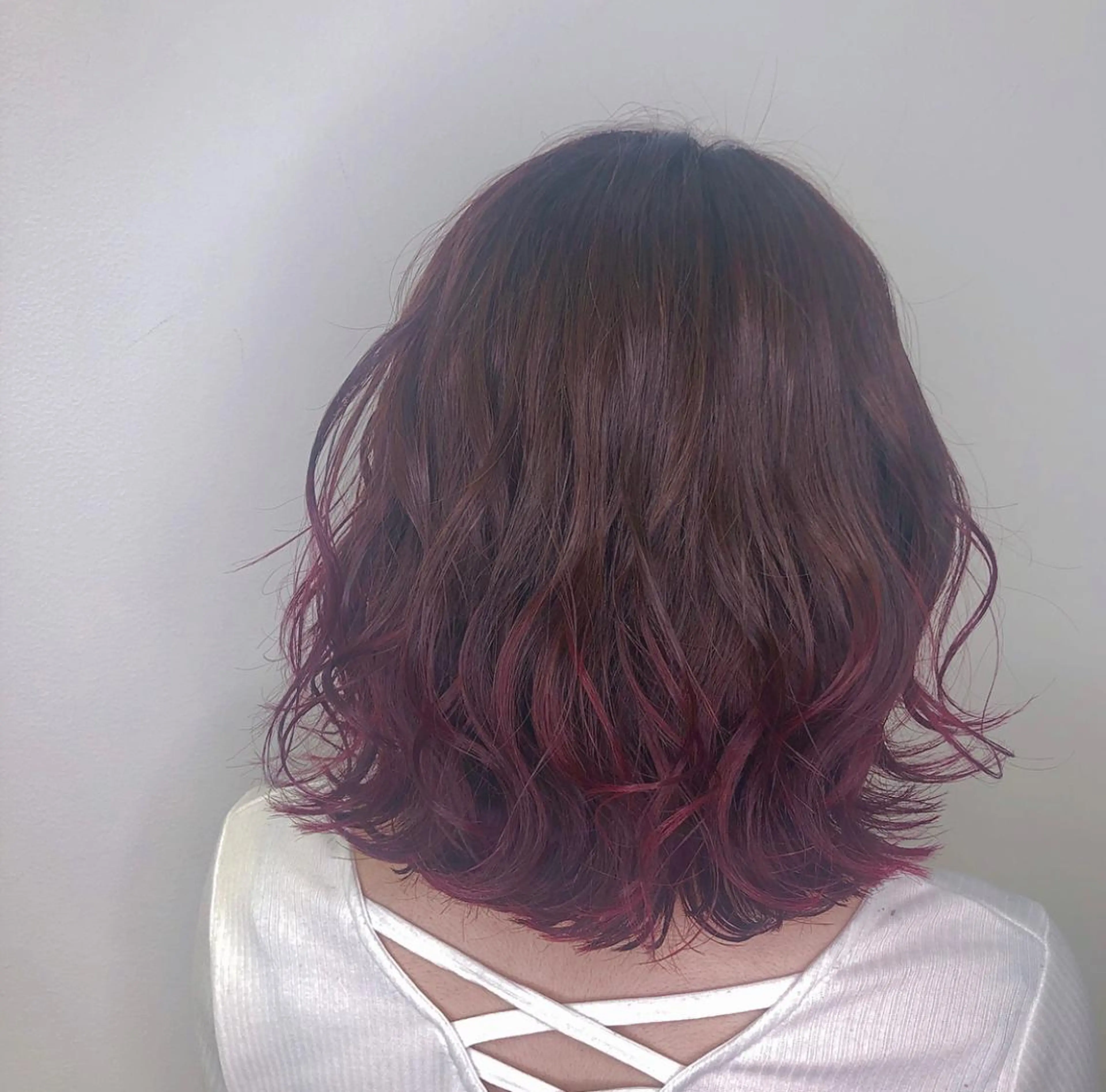 ミディアム カラー 渡邊 唯のヘアスタイル