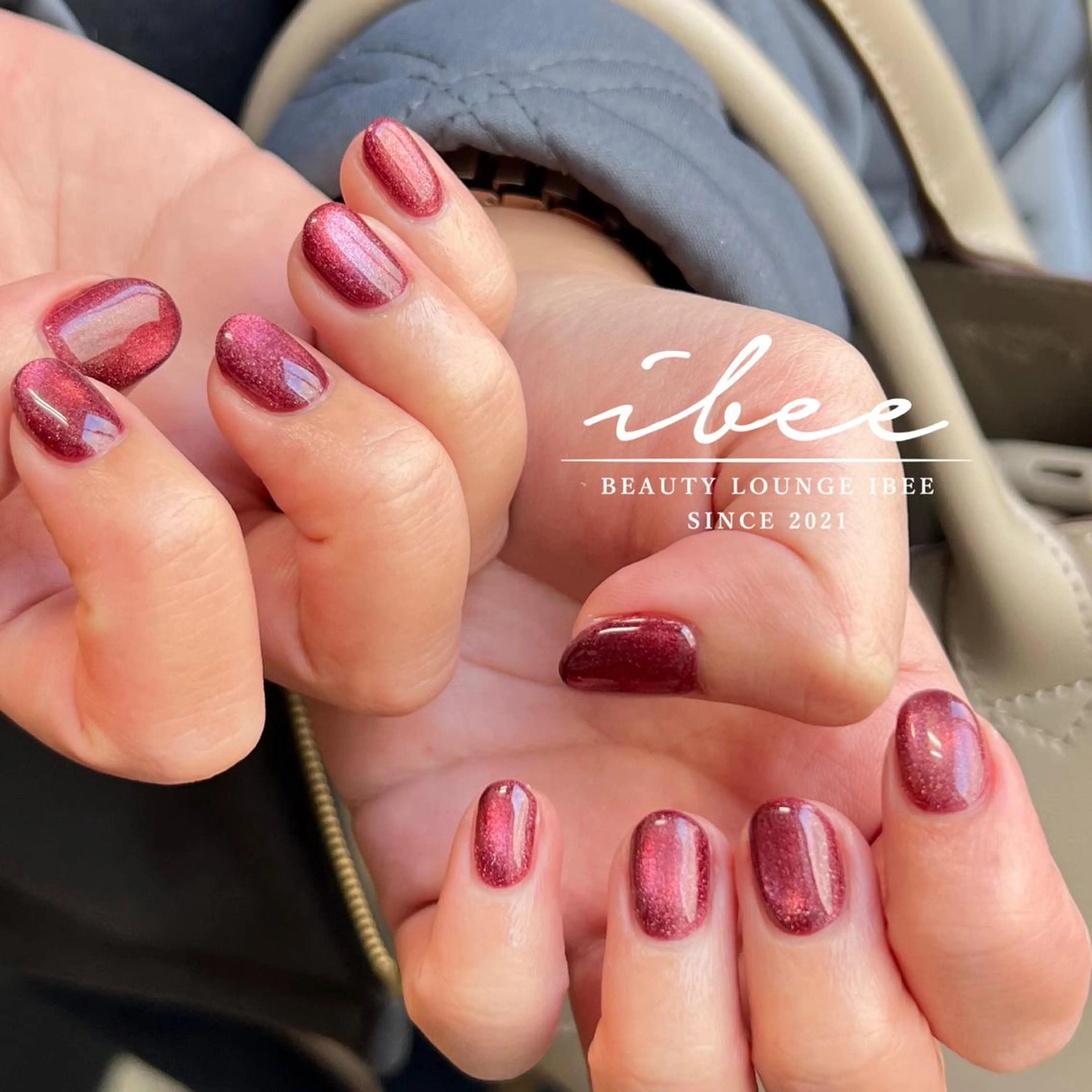 ネイル マグネットネイル ibee nail 🤍yumiのネイルデザイン